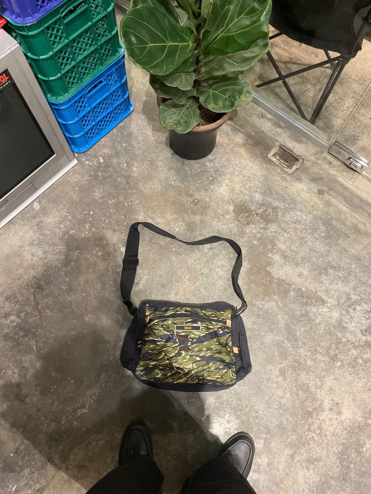 Japanese Brand Dj Honda camo sling bag Size ONE SIZE - 1 Thumbnail