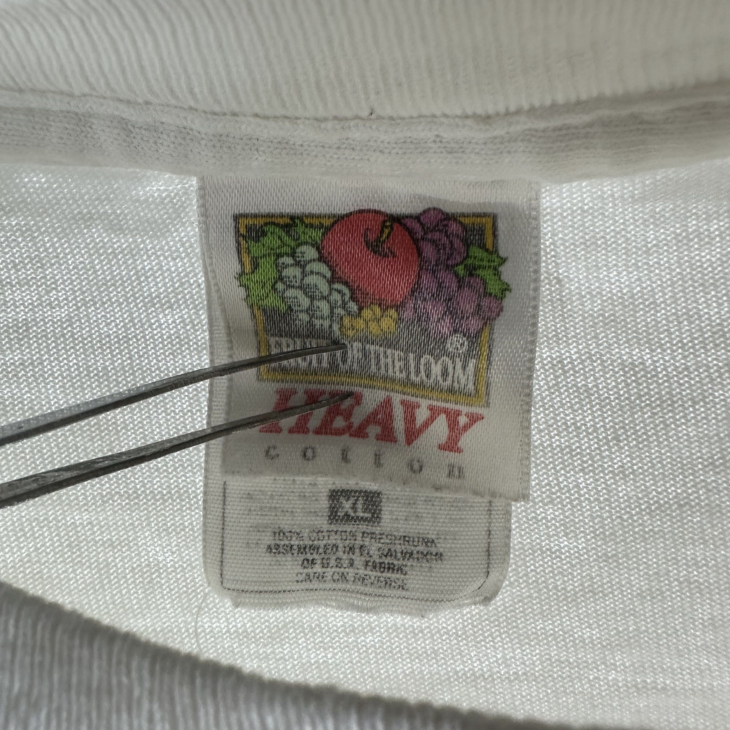 Vintage 1997 Common Stock Trigon Healthcare Inc Agreement T-Shirt Size US L / EU 52-54 / 3 - 6 Thumbnail