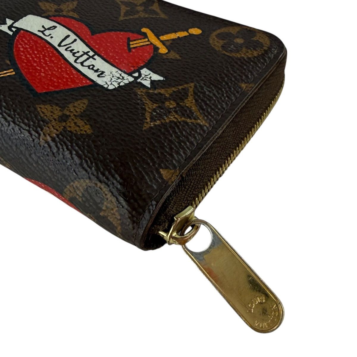 Louis Vuitton Louis Vuitton Monogram Patches Zippy Compact Wallet Size ONE SIZE - 6 Thumbnail