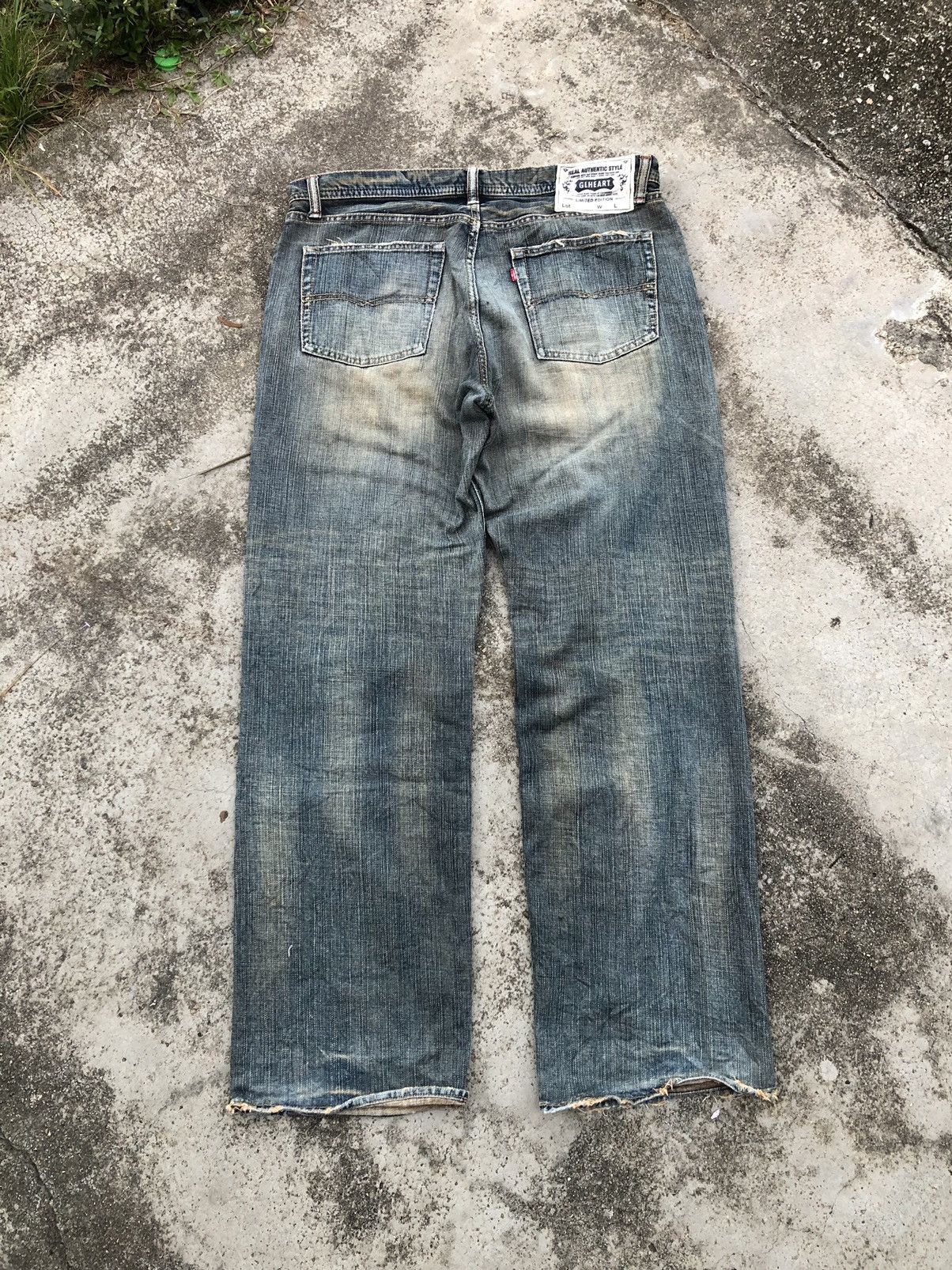Japanese Brand RUSTY BLUE GL HEART DISTRESSED JEANS Size US 37 - 6 Thumbnail