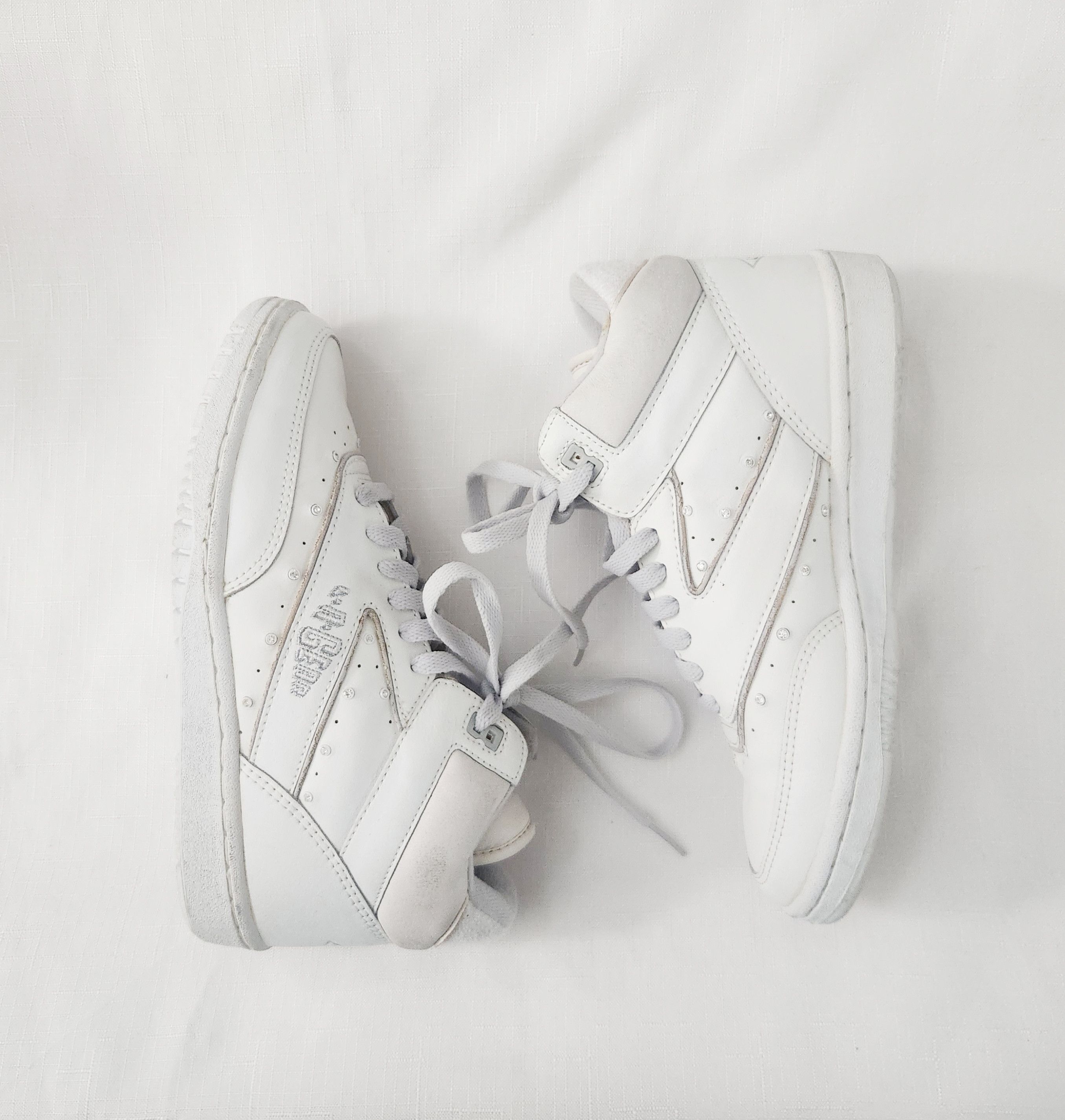 La Gear × Vintage L.A Gear Vintage Rare Womens Size 8 1993 Hi white rhinestone Size US 8 / IT 38 - 7 Thumbnail