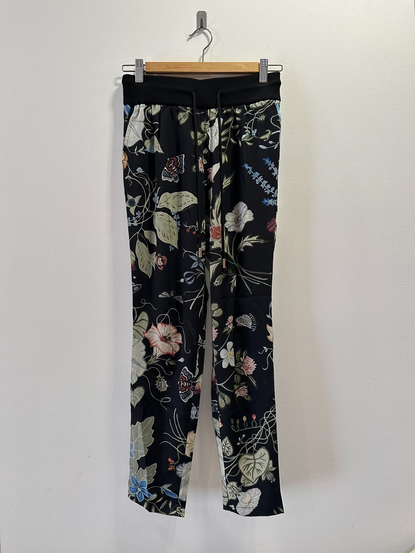 Gucci Gucci Women's Petal Silk Butterfly Pants Size 36" / US 14 / IT 50 - 1 Thumbnail