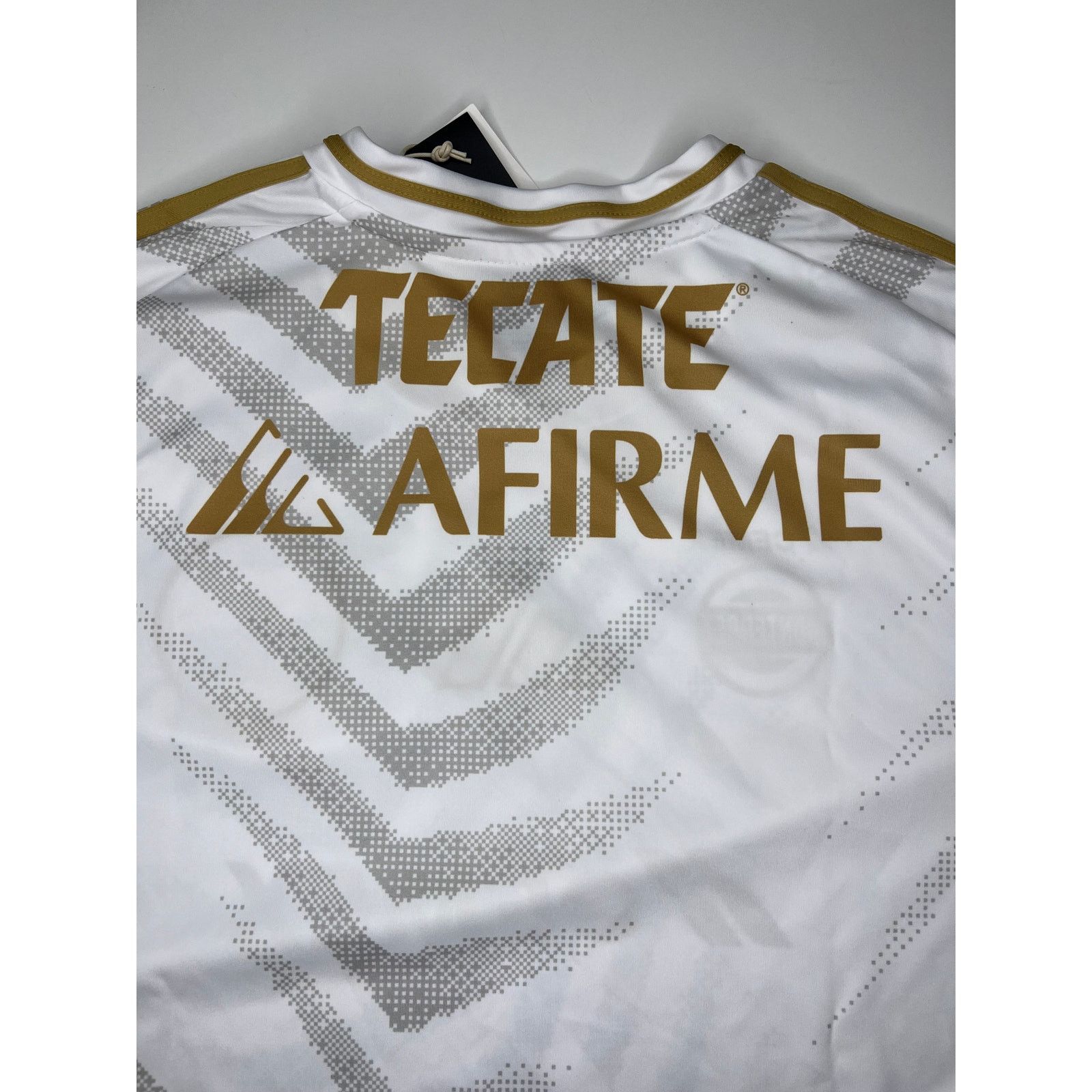 Adidas Adidas Tigres UANL Third Jersey White Gold Size XL Men's Size US XL / EU 56 / 4 - 6 Thumbnail