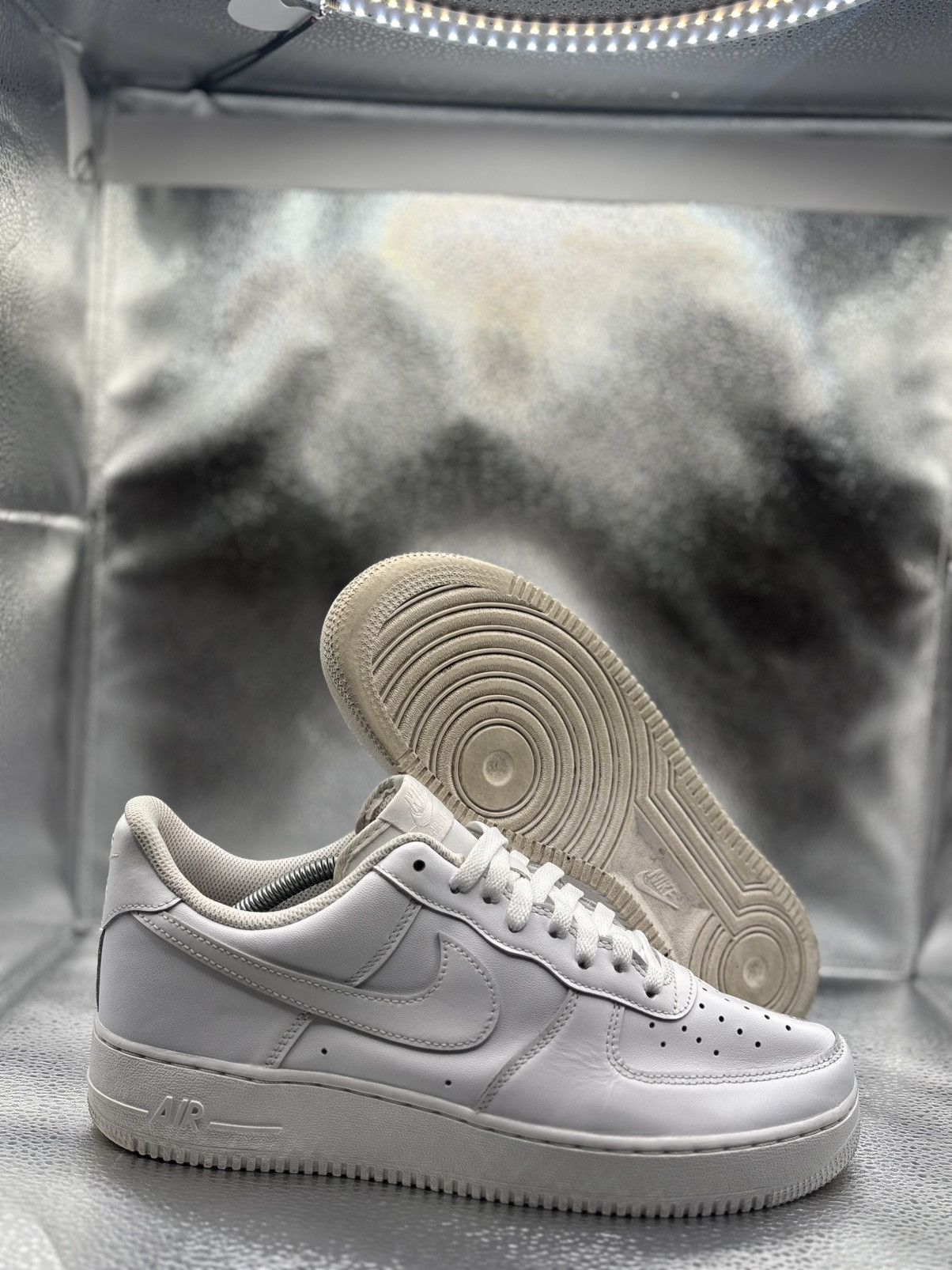 Nike Nike Air Force 1 low triple white Size US 10.5 / EU 43-44 - 1 Thumbnail