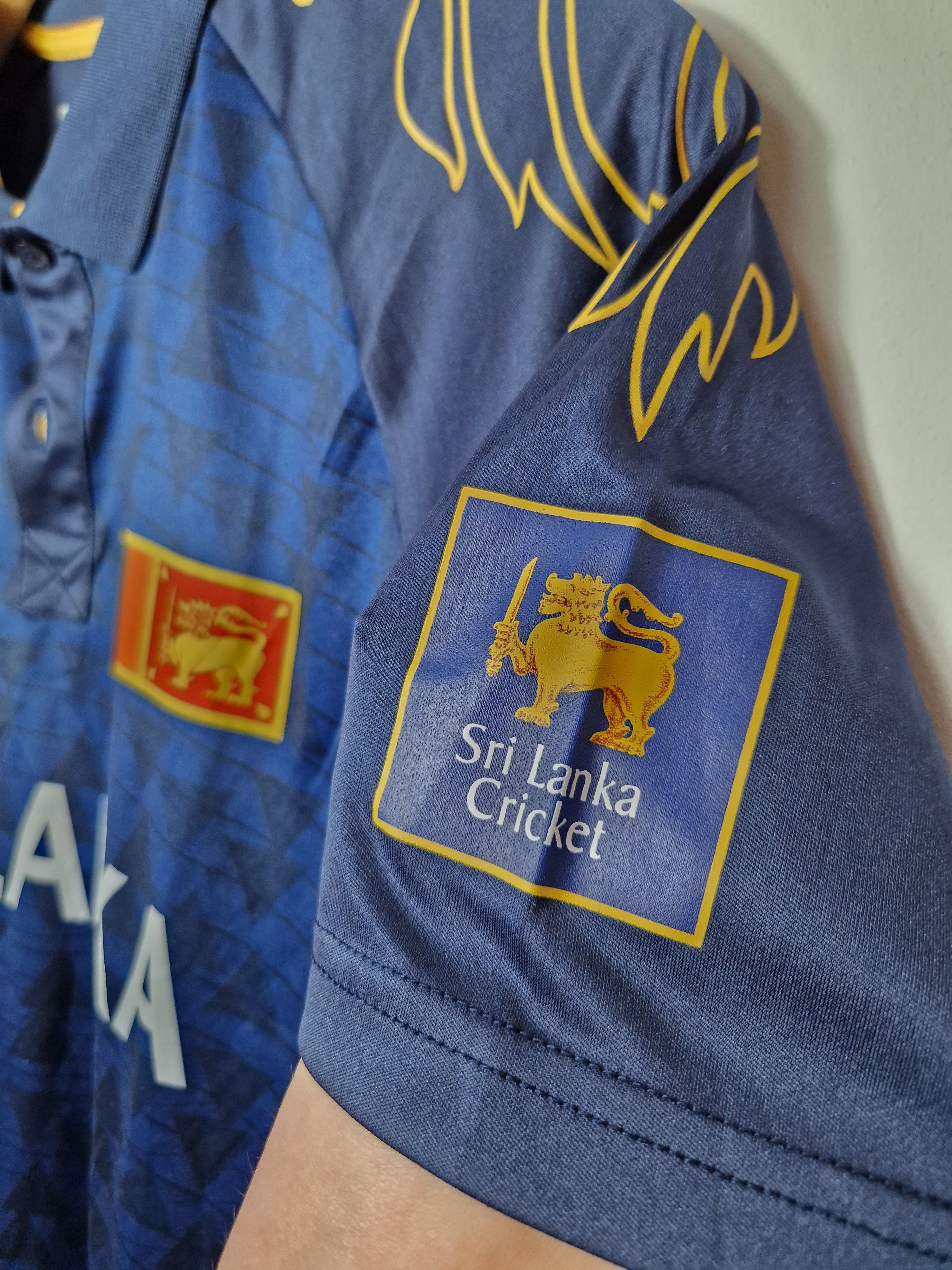 Vintage Sri Lanka Cricket jersey tee t-shirt promo og vintage soccer Size US M / EU 48-50 / 2 - 5 Thumbnail