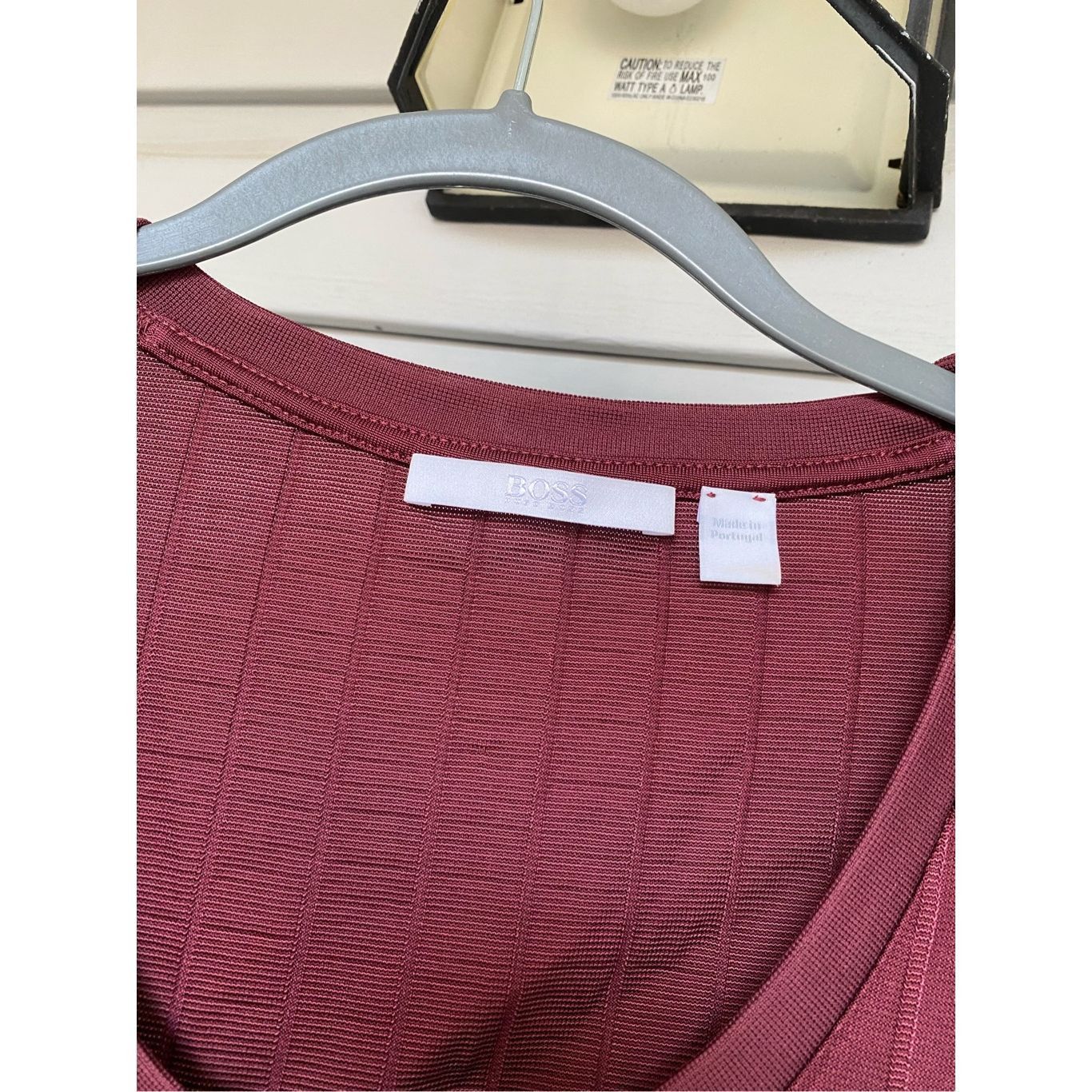 Hugo Boss Hugo Boss Maroon Burgundy Ribbed Short Sleeve Scoop Neck Blo Size M / US 6-8 / IT 42-44 - 2 Thumbnail