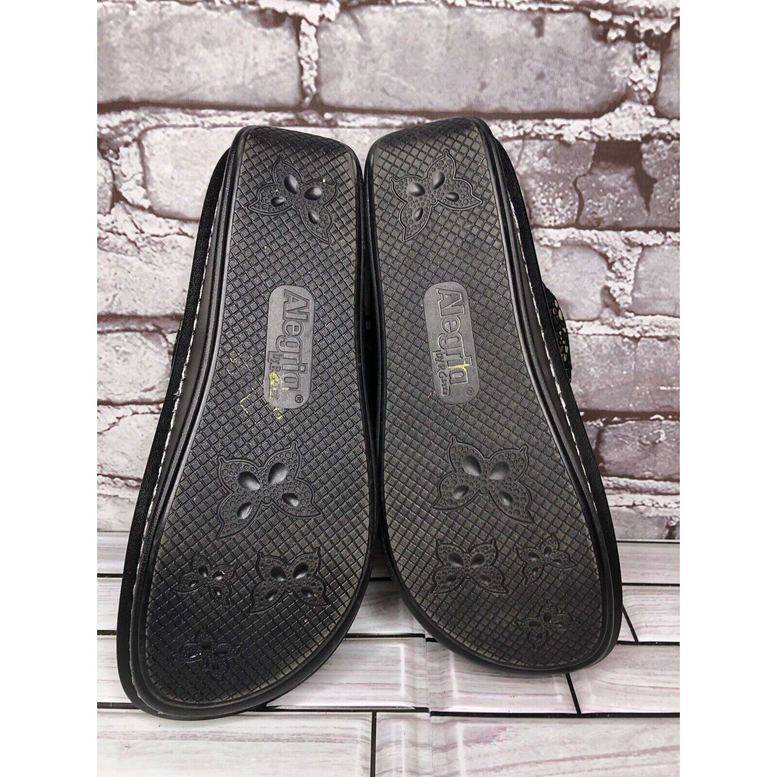 Other Alegria PEG 780 Black Silver Mosaic Leather Platform Slides Size US 10.5 / IT 40.5 - 6 Thumbnail
