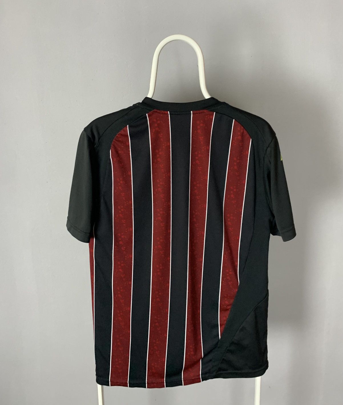 Le Coq Sportif Le Coq Sportif Manchester City Vintage Soccer Jersey Size US M / EU 48-50 / 2 - 3 Thumbnail