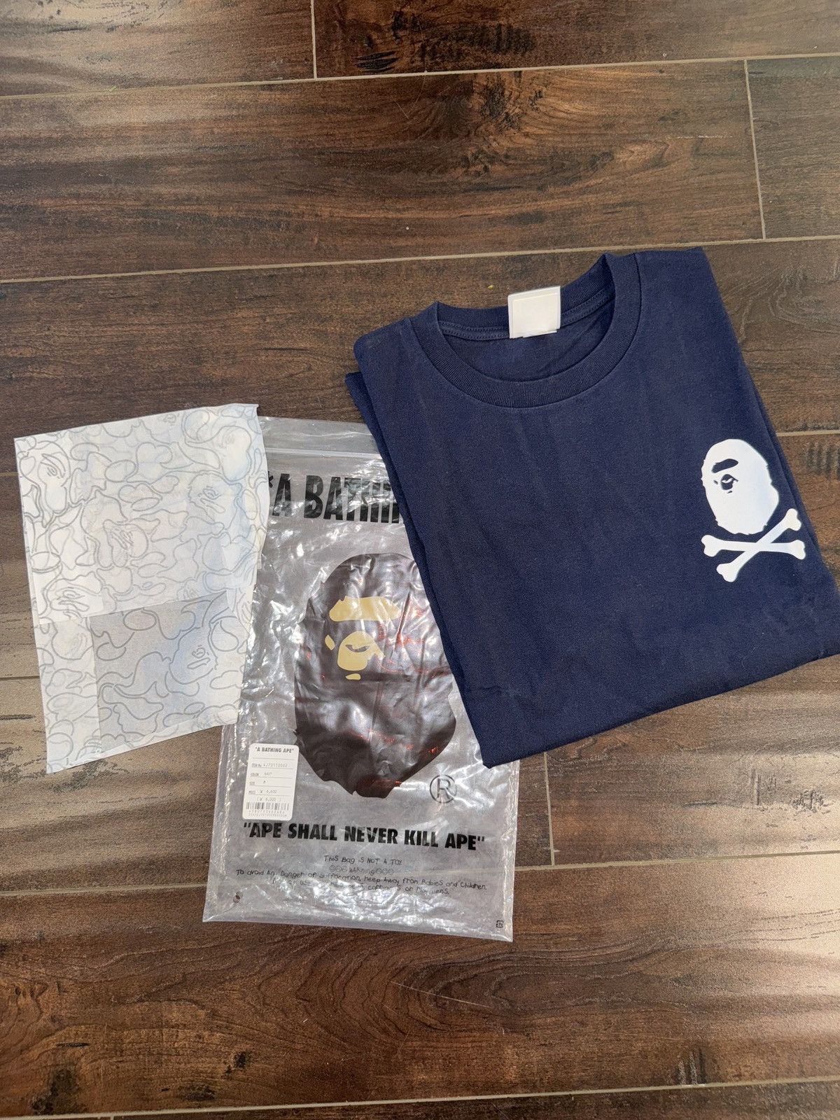 Bape Bape Crossbones Tee - BRAND NEW! Size US M / EU 48-50 / 2 - 1 Thumbnail