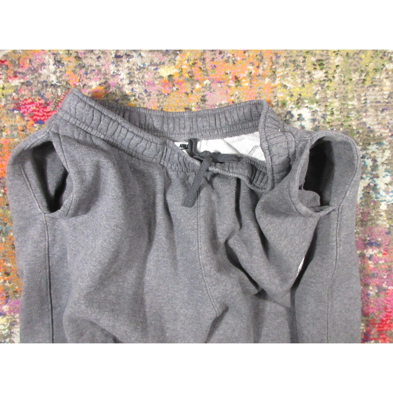 Nike Nike Sweatpants Adult L Gray Fleece Joggers Embroidered Swoosh 27 In Inseam Mens Size US 33 - 5 Thumbnail
