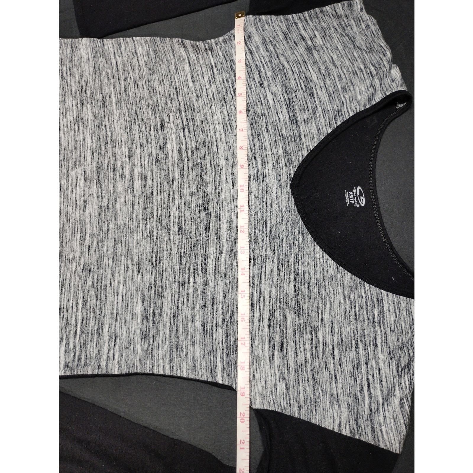 Champion C9 Champion Gray Heather and Black V-Neck Short Sleeve Top Size S / US 4 / IT 40 - 4 Thumbnail