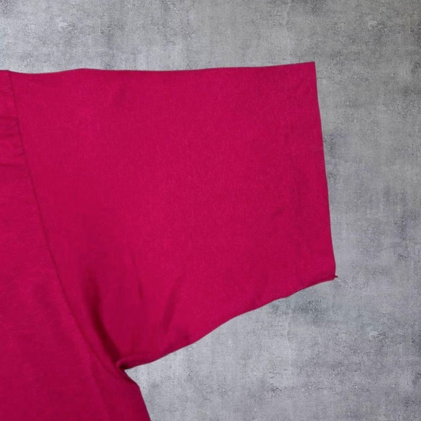 Hanes VINTAGE Hanes T-Shirt Pink 1989 Mini Truck Super Show Souvenir Single Stitch Graphic Front XL Adults Mens Size US L / EU 52-54 / 3 - 4 Thumbnail