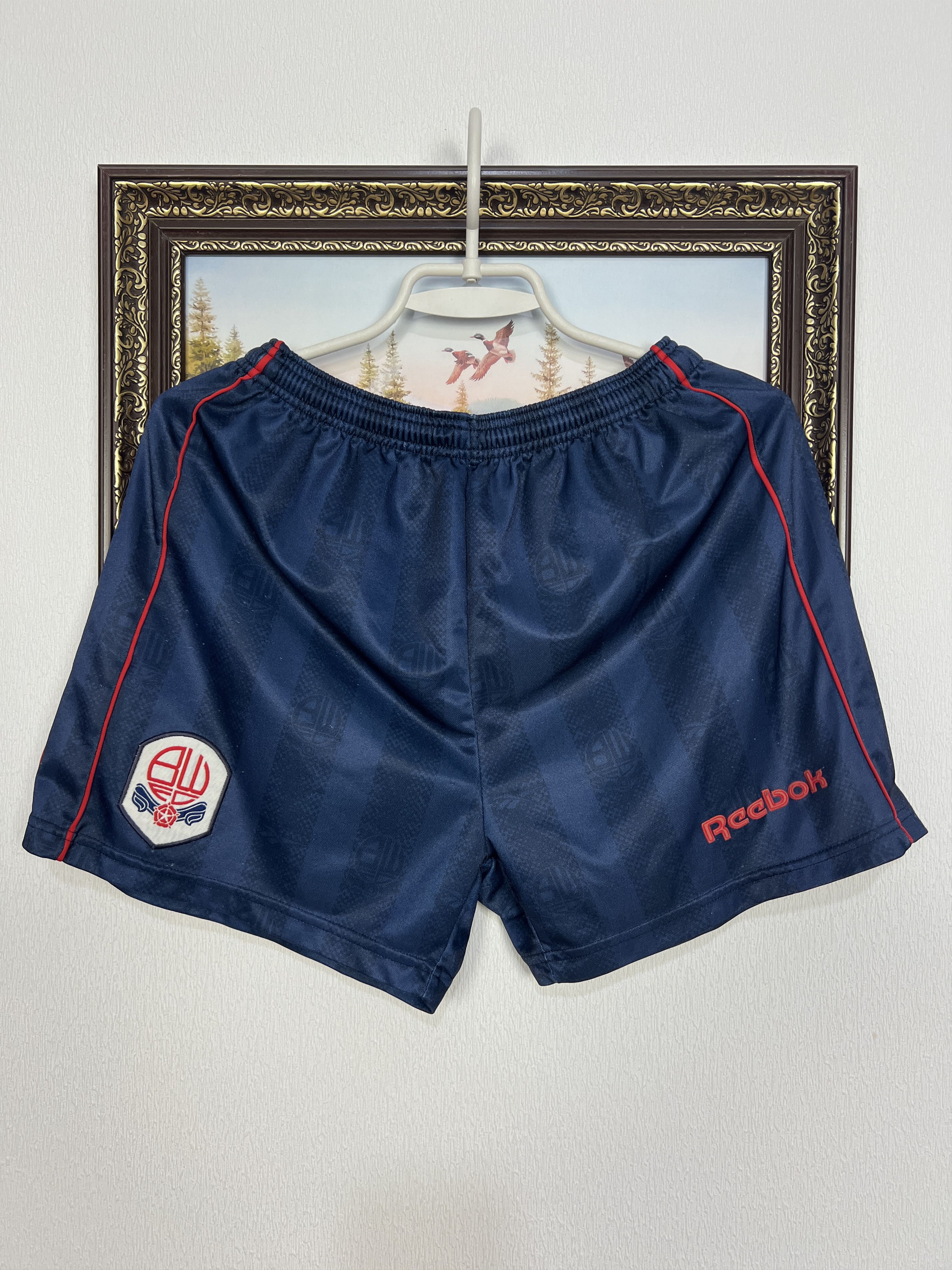 Reebok Vintage Bolton Wanderers Football Shorts Soccer Athletic Size US 30 / EU 46 - 1 Thumbnail