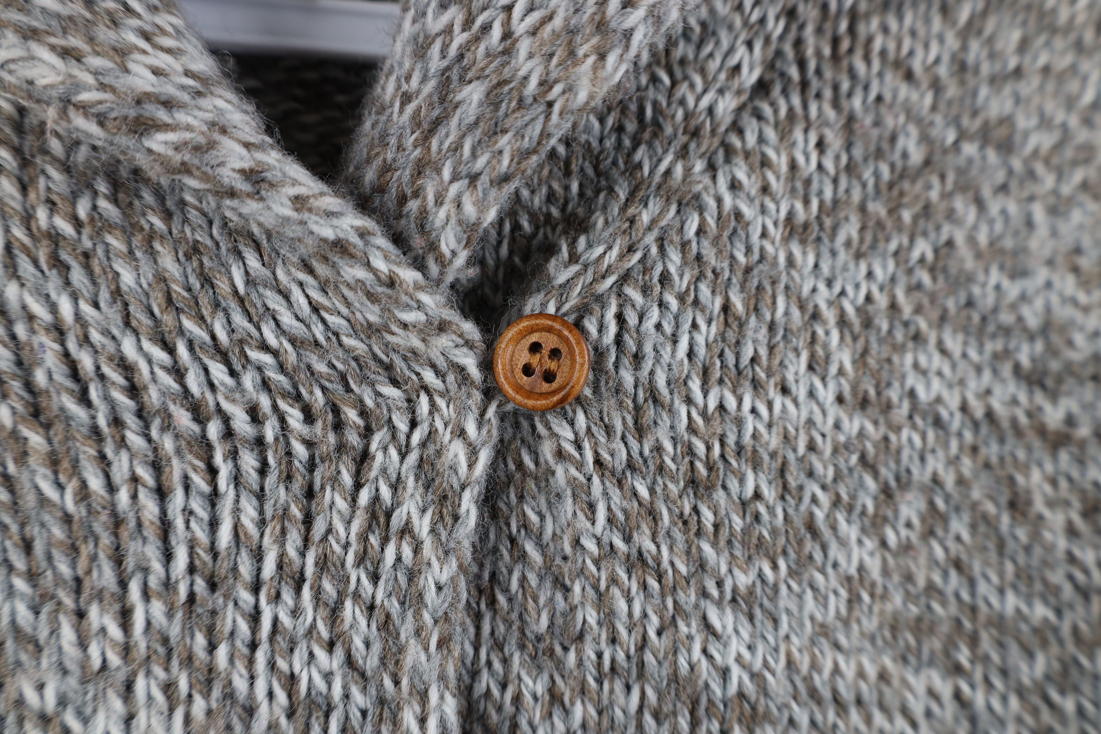 Vintage Vintage 70s Streetwear Wool Blend Knit Shawl Sweater Gray Size S / US 4 / IT 40 - 4 Thumbnail