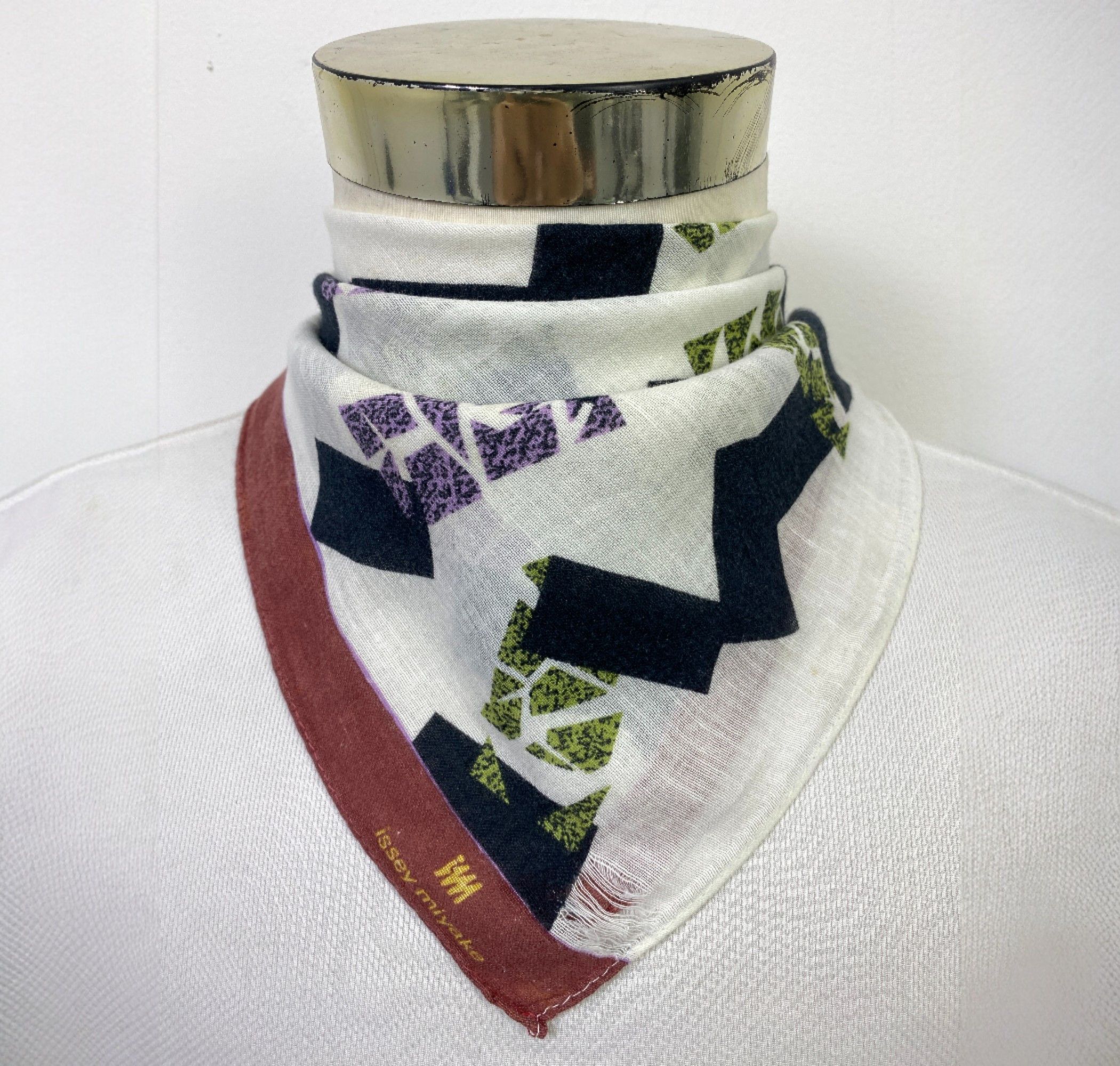 Issey Miyake Vintage Issey Miyake Handkerchief / Neckerchief KT0079 Size ONE SIZE - 1 Thumbnail