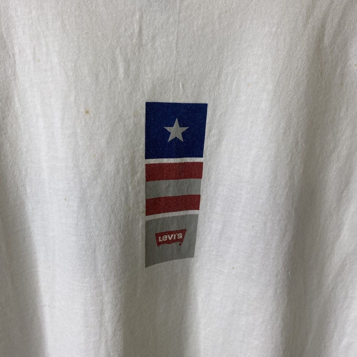 Levi's Vintage 1990s Levis USA Star T Shirt Size US L / EU 52-54 / 3 - 8 Thumbnail