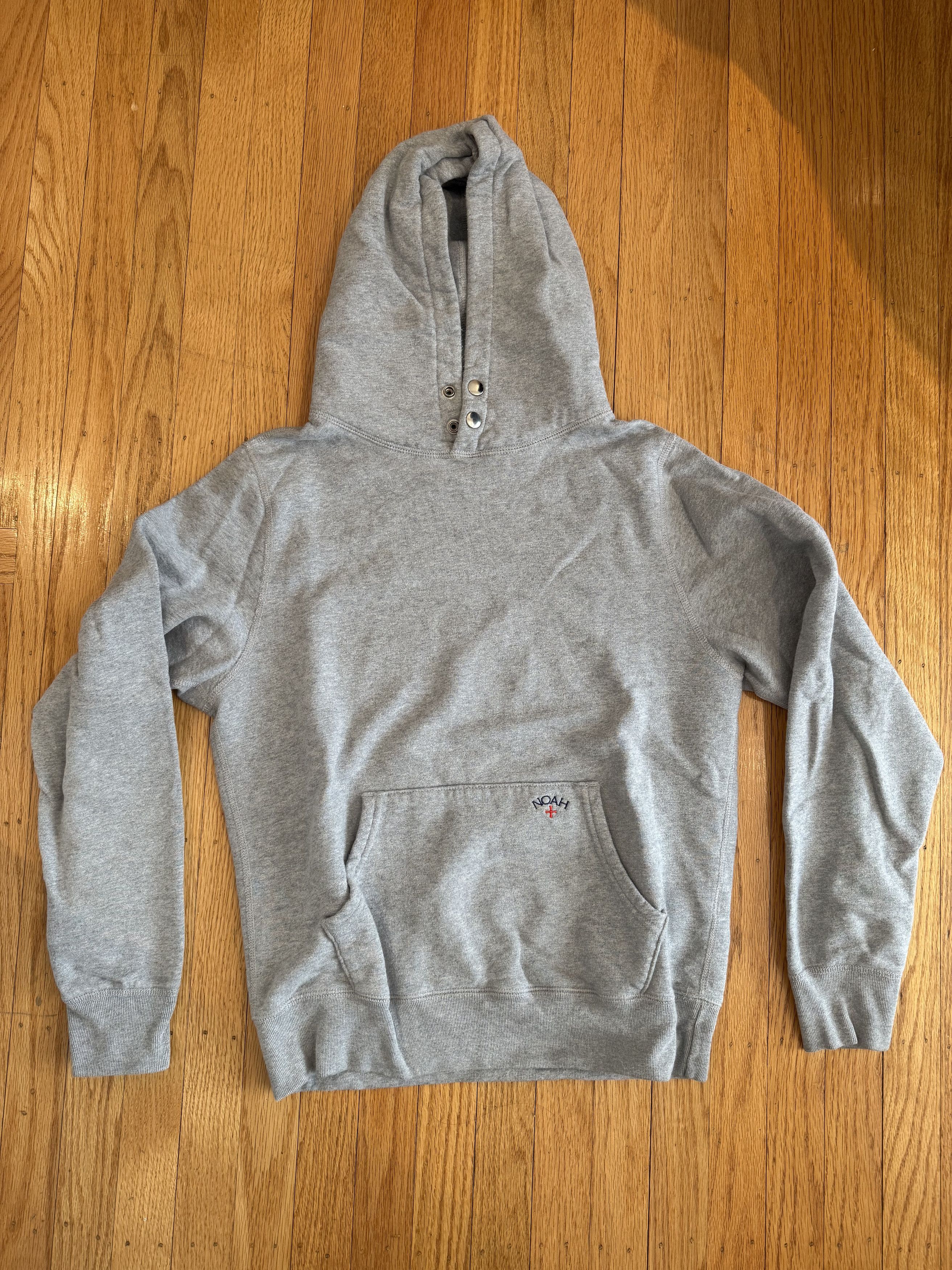 Noah Snaps Hoodie | Grailed