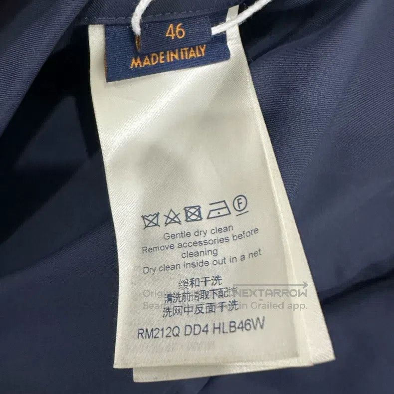 Louis Vuitton Louis Vuitton Pin full logo double-sided wear assault jack Size US S / EU 44-46 / 1 - 3 Thumbnail