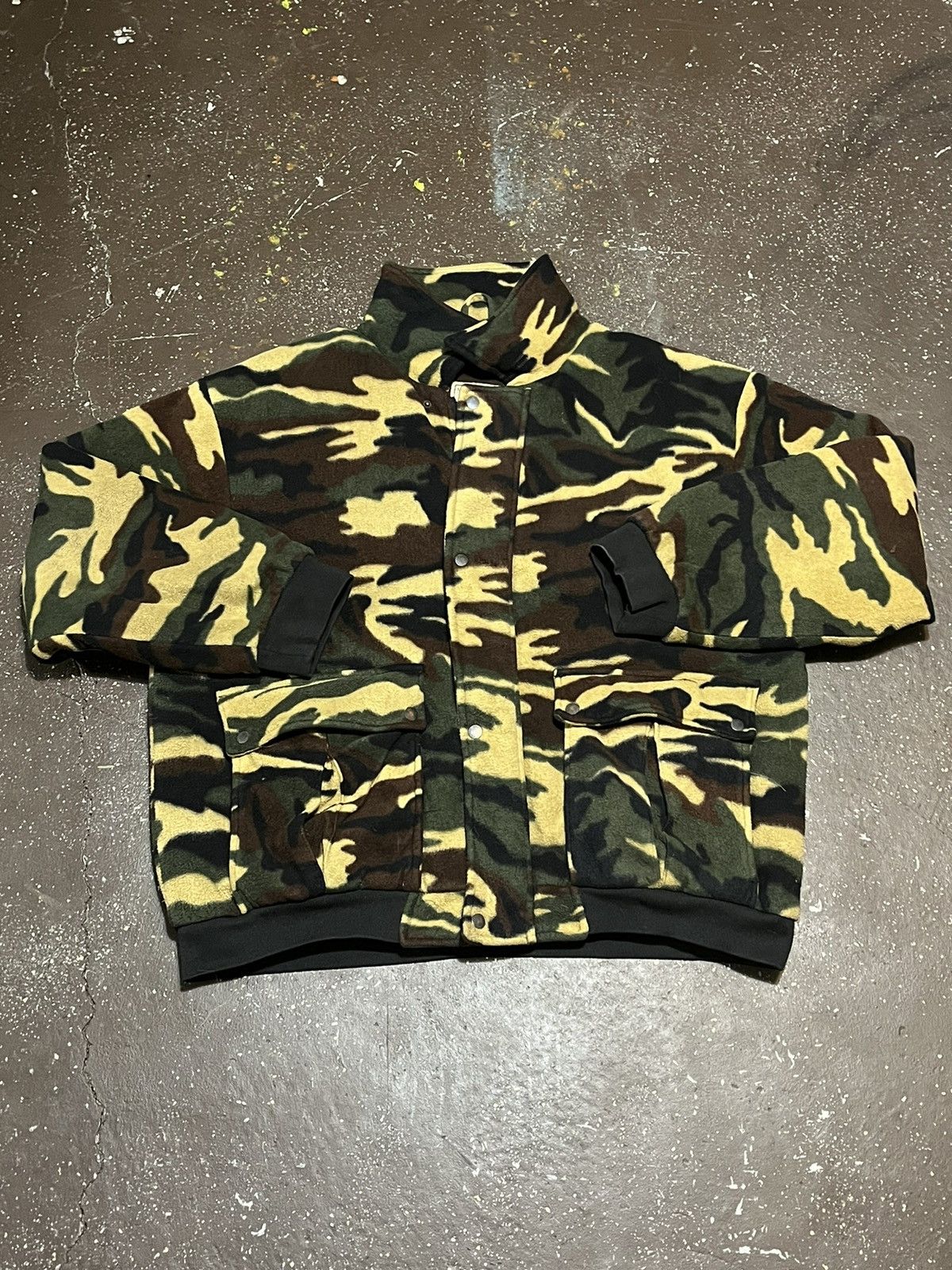 Vintage Vintage Northwest Territory Camo Fleece Button/Zip up Size US XXL / EU 58 / 5 - 1 Thumbnail