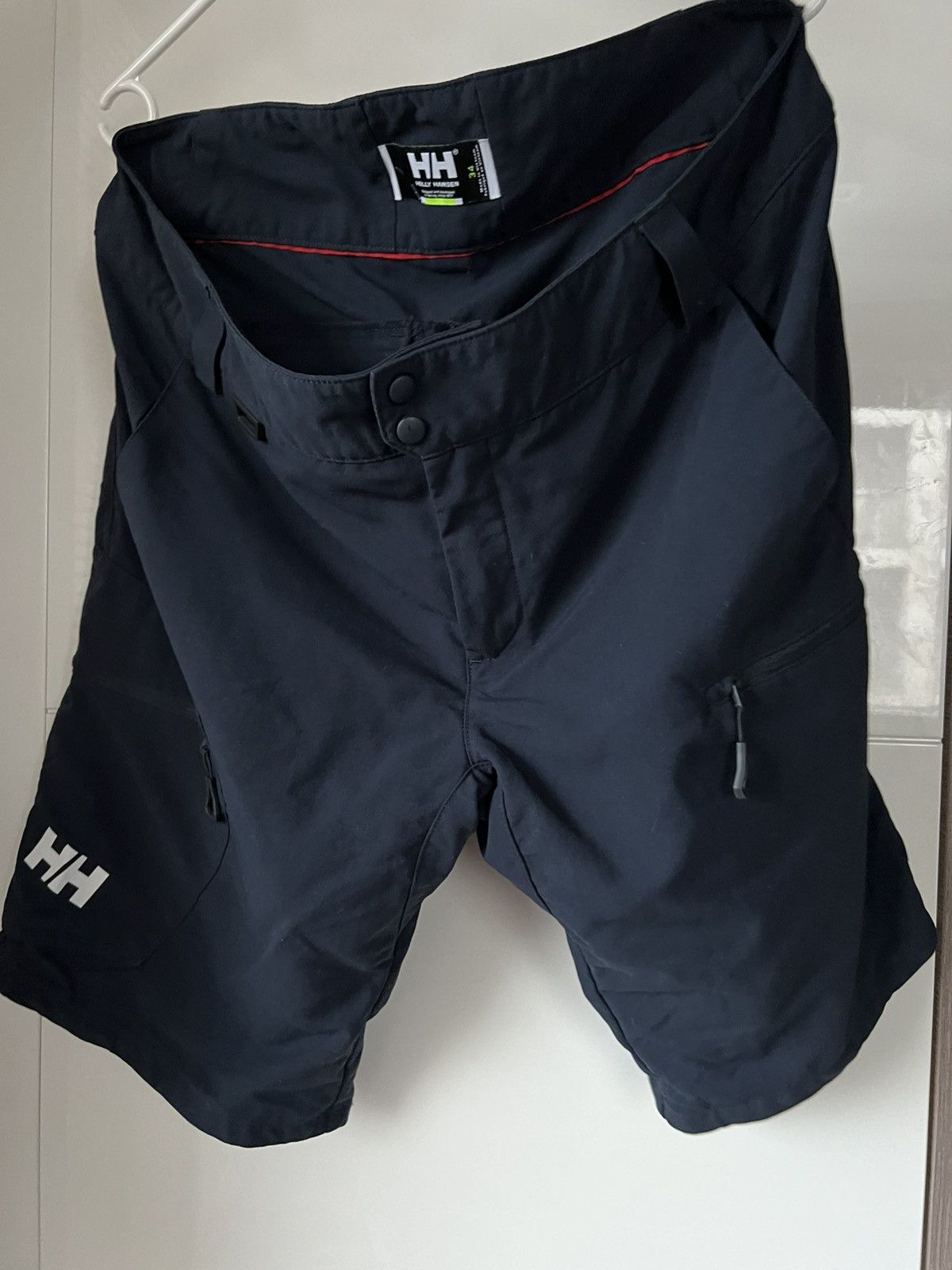 Helly Hansen Helly Hansen Men’s Tech Gorpcore Multi Pocket Trail Shorts Size US 34 / EU 50 - 5 Thumbnail
