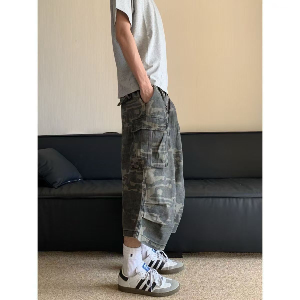 Vintage Men's washed workwear camouflage shorts Size US 32 / EU 48 - 2 Thumbnail