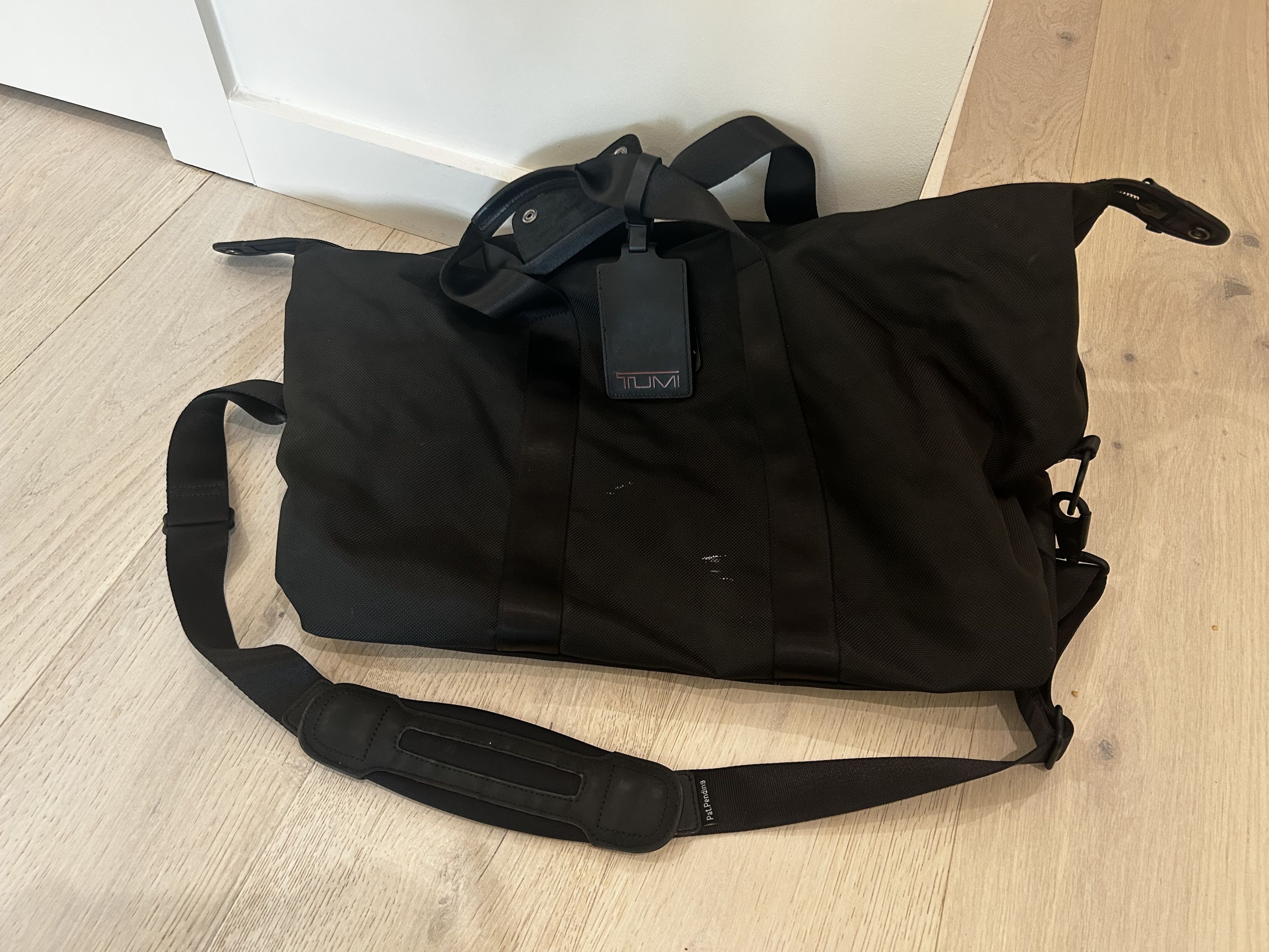 Tumi TUMI Nylon Carry-On Duffel Bag – Used, Good Condition Size ONE SIZE - 2 Thumbnail