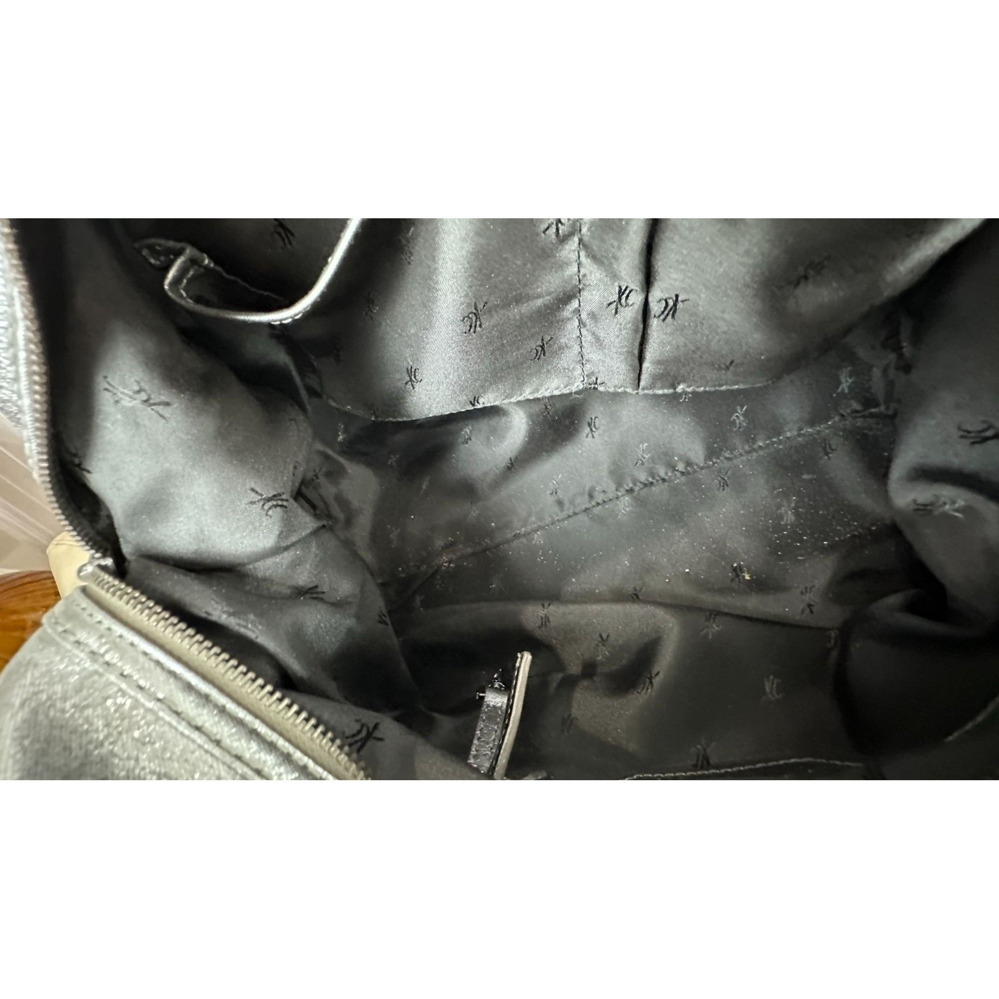 Kenneth Cole Kenneth Cole New York Metallic Silver Leather Shoulder Bag M Size ONE SIZE - 21 Thumbnail