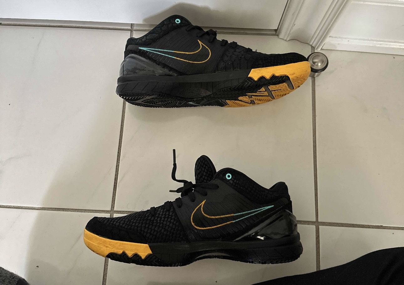 Nike Nike Zoom Kobe 4 Protro Snakeskin Size US 11.5 / EU 44-45 - 2 Thumbnail