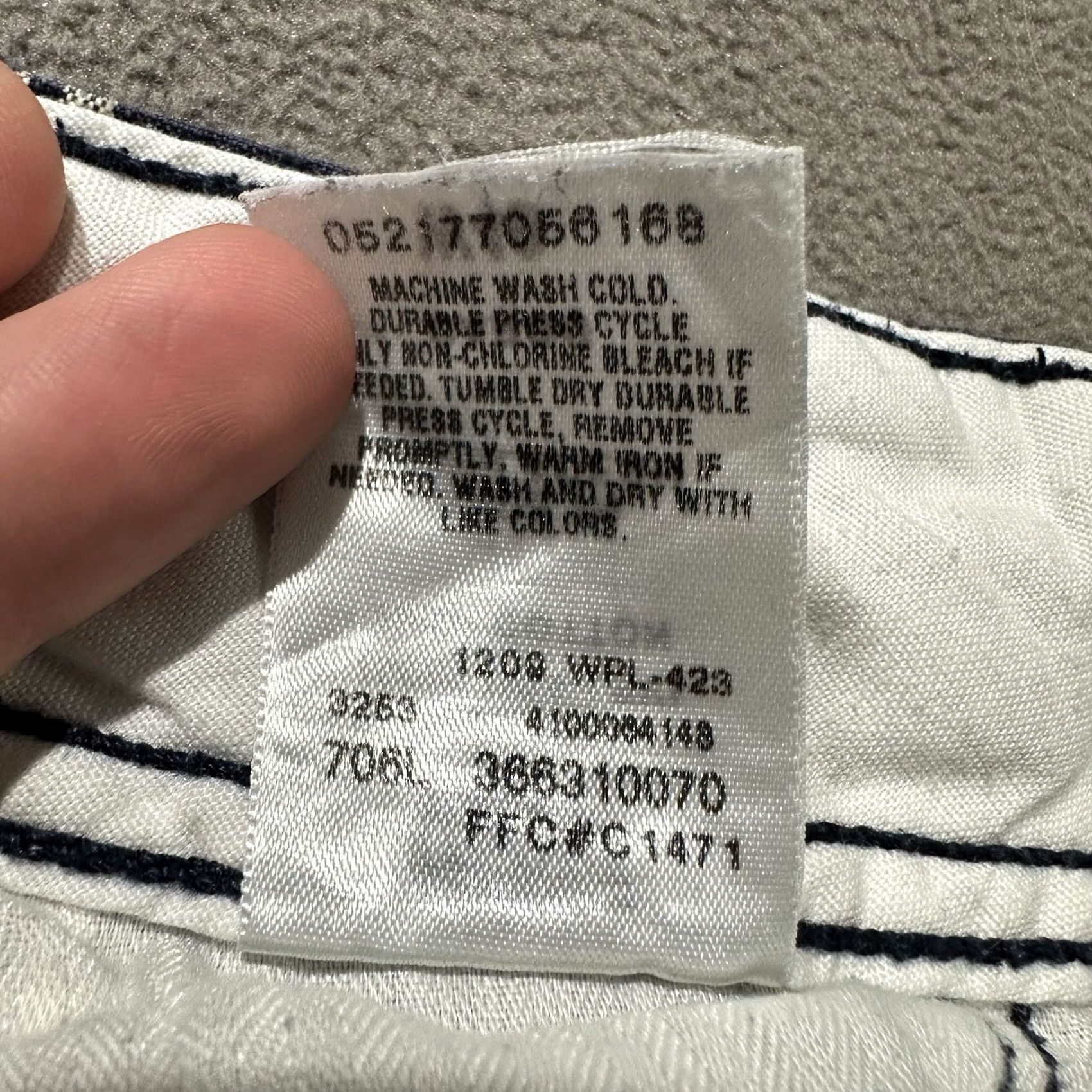 Levi's Levi's Shorts Cargo Plaid Blue Relaxed Men 40 Inseam 11" Rise 14" Front Flat Pocket Logo Outdoor Hip Hop Casual Size US 40 / EU 56 - 5 Thumbnail