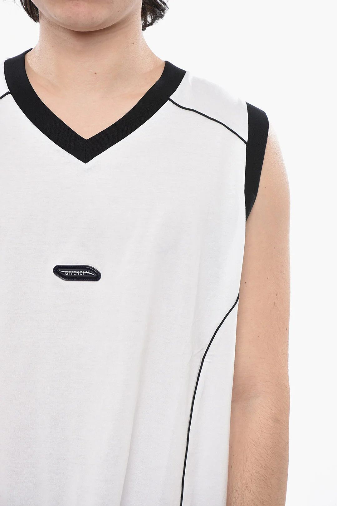 Givenchy og1mm0326 V-Neck Cotton Tank Top in White Size US S / EU 44-46 / 1 - 3 Thumbnail