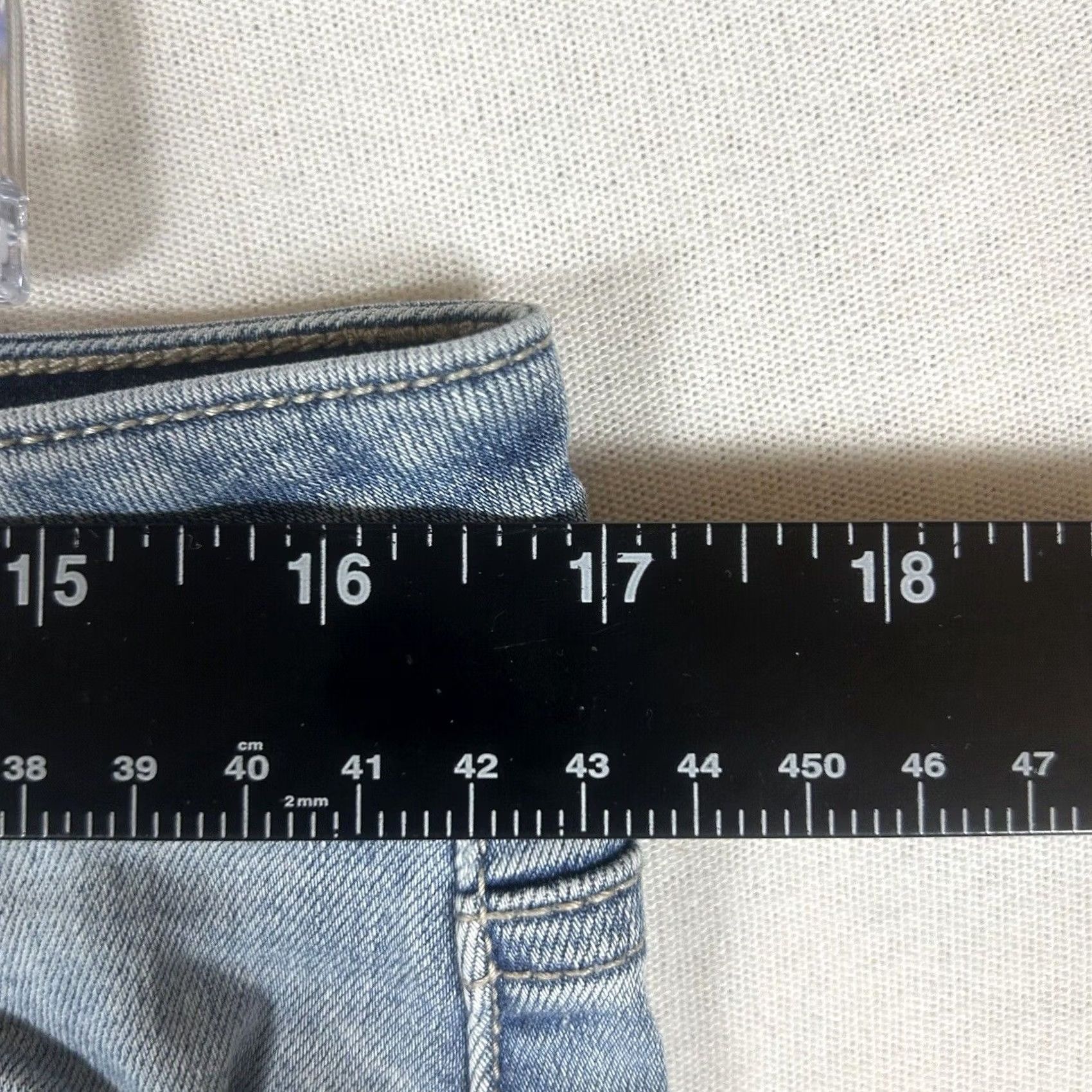 Vintage Maurices Womens Capri Jeans Regular Rise 32W 8 Cotton Polyester Spandex Denim Blue 23in Inseam Slim Stretch Jeans Size 30" / US 8 / IT 44 - 4 Thumbnail