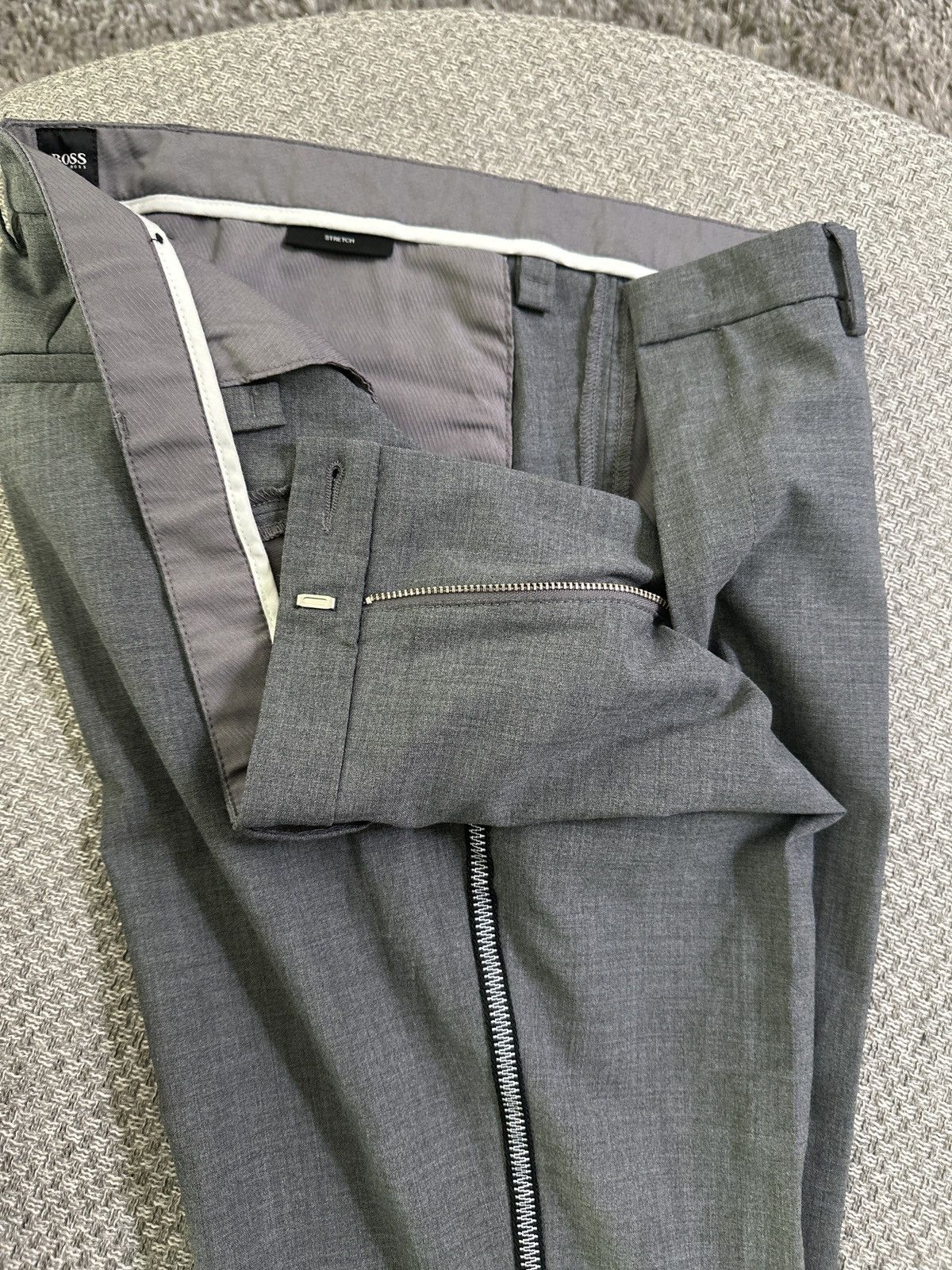 Hugo Boss Hugo Boss Charcoal Trousers w/Stripe 34R – Tailored Fit Size US 34 / EU 50 - 3 Thumbnail