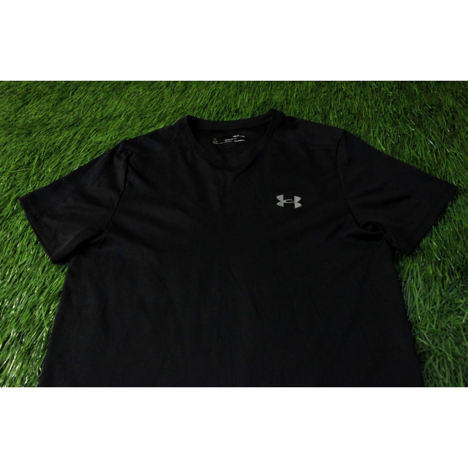 Under Armour UNDER ARMOUR HEATGEAR SHIRT MEN S 2021 COMPRESSION Jersey Black Short Sleeve Classic Fit Size US S / EU 44-46 / 1 - 2 Thumbnail