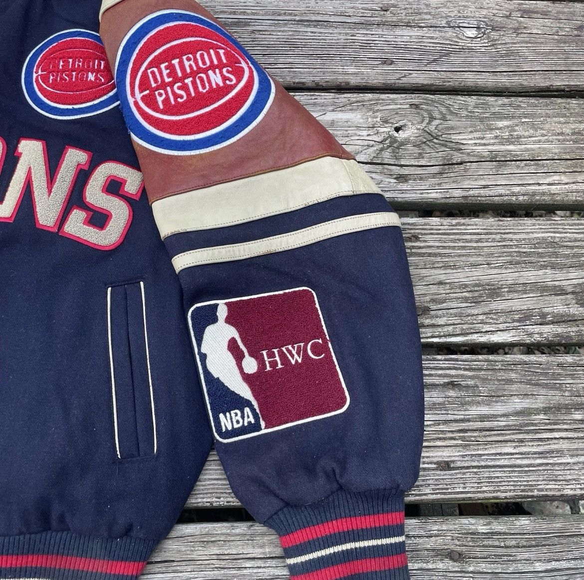 Jeff Hamilton Vintage 2005 Detroit Pistons Jeff Hamilton Reversible Bomber Size US L / EU 52-54 / 3 - 5 Thumbnail