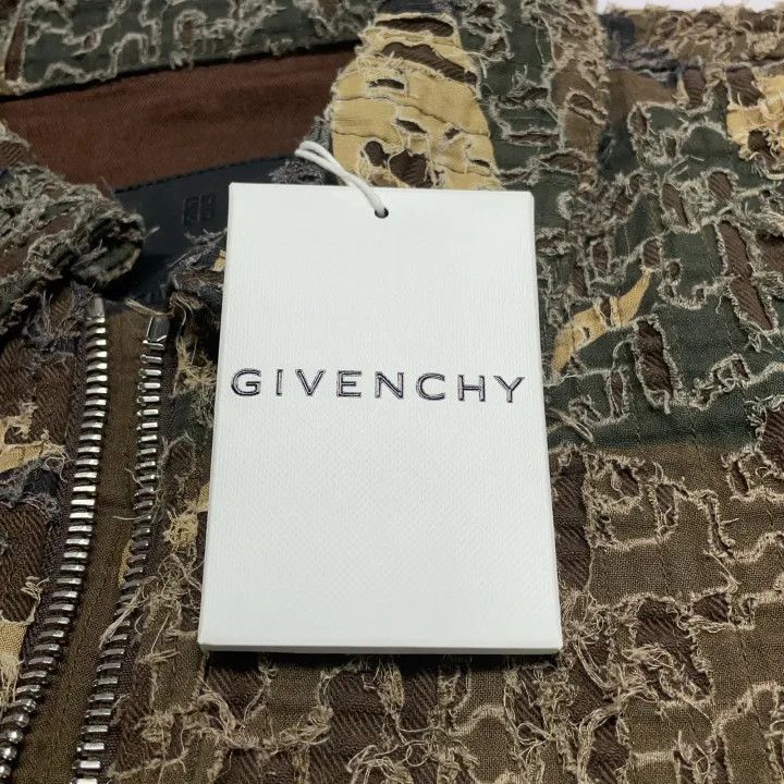 Givenchy Givenchy Givenchy Camo Print ZipUp Jacket for Men -2507 Size US M / EU 48-50 / 2 - 2 Thumbnail