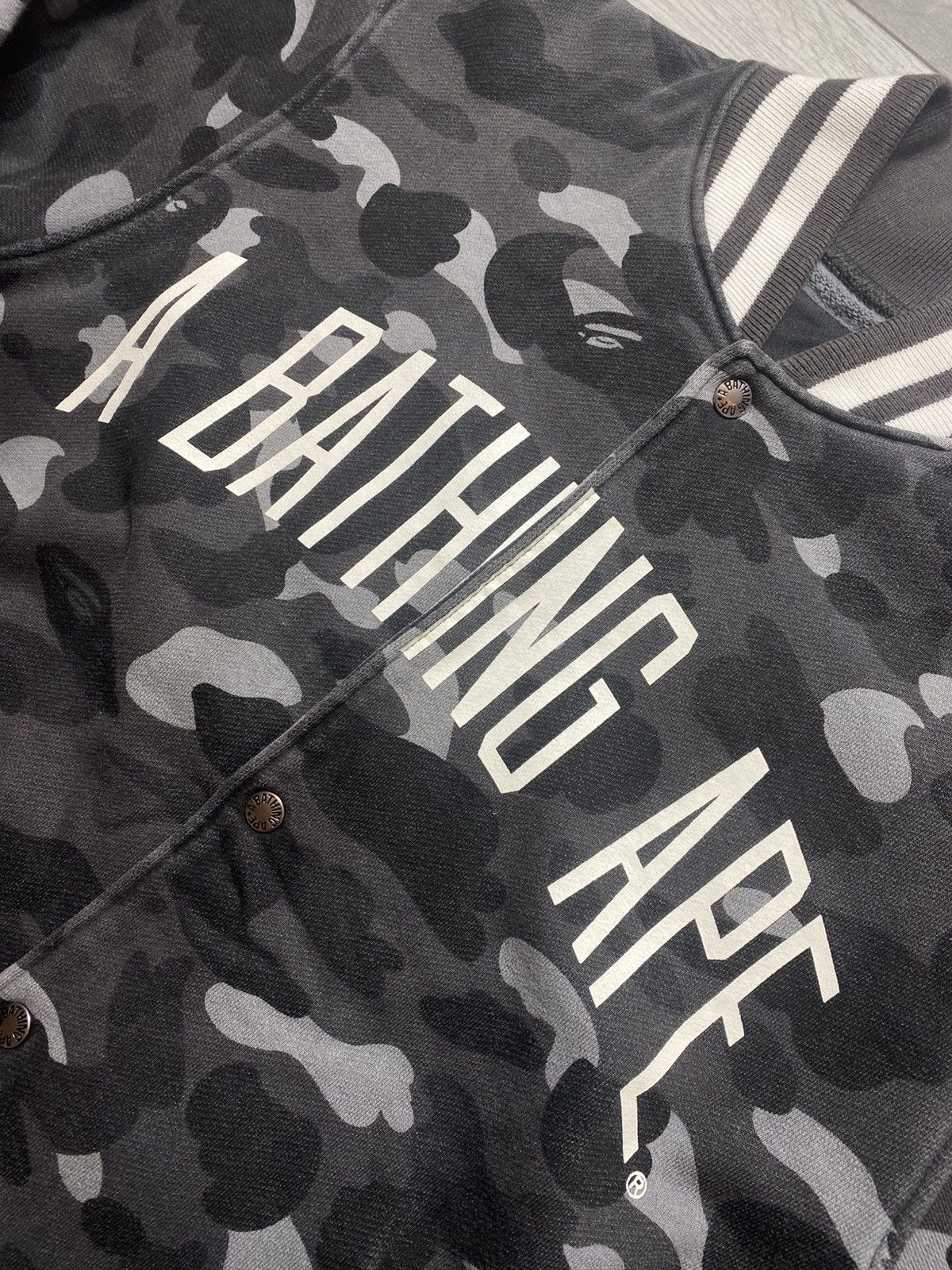 Bape Bape camo varsity bomber jacket Size US M / EU 48-50 / 2 - 2 Thumbnail