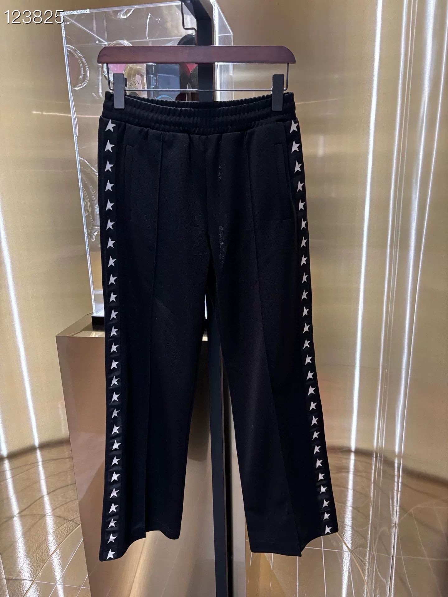 Golden Goose Golden Goose Black Star Pants Size 34" / US 12 / IT 48 - 1 Thumbnail