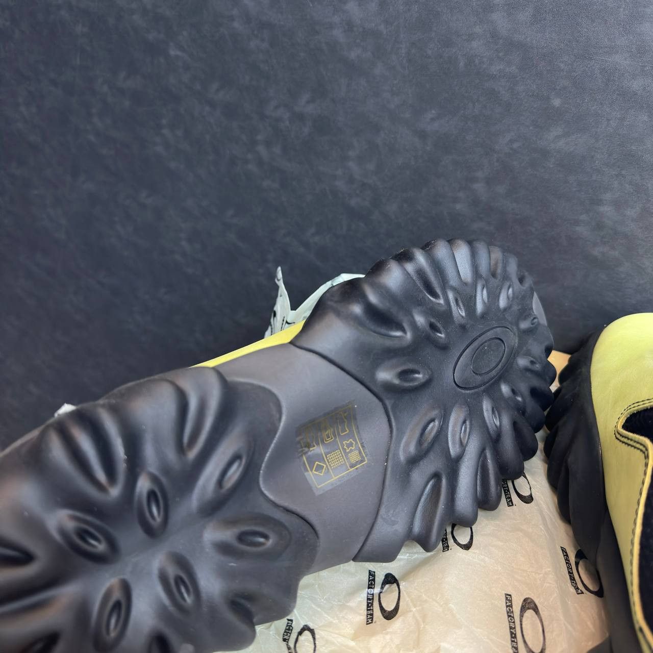 Brain Dead × Oakley Oakley Brain Dead Chop Saw Mule Rare New 9.5Us 