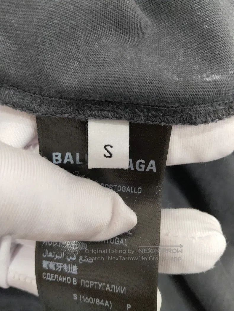 Balenciaga Balenciaga Splatter distressed grayish white mud-dyed shor Size US S / EU 44-46 / 1 - 5 Thumbnail