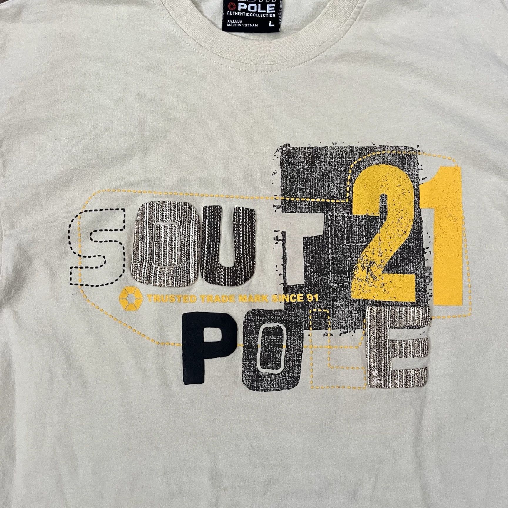 Southpole VINTAGE Southpole Men's T-Shirt Large Short Sleeve Beige City Embroidered Hip Hop Grunge Y2K Size US L / EU 52-54 / 3 - 2 Thumbnail