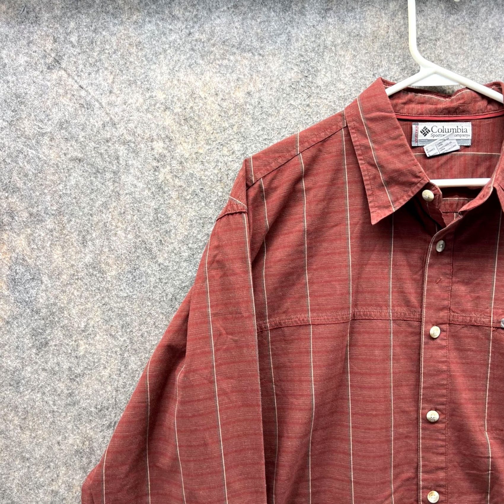 Vintage VINTAGE Columbia Shirt Men Large Check Red Casual Button Down Striped Sportswear Vtg Size US L / EU 52-54 / 3 - 2 Thumbnail