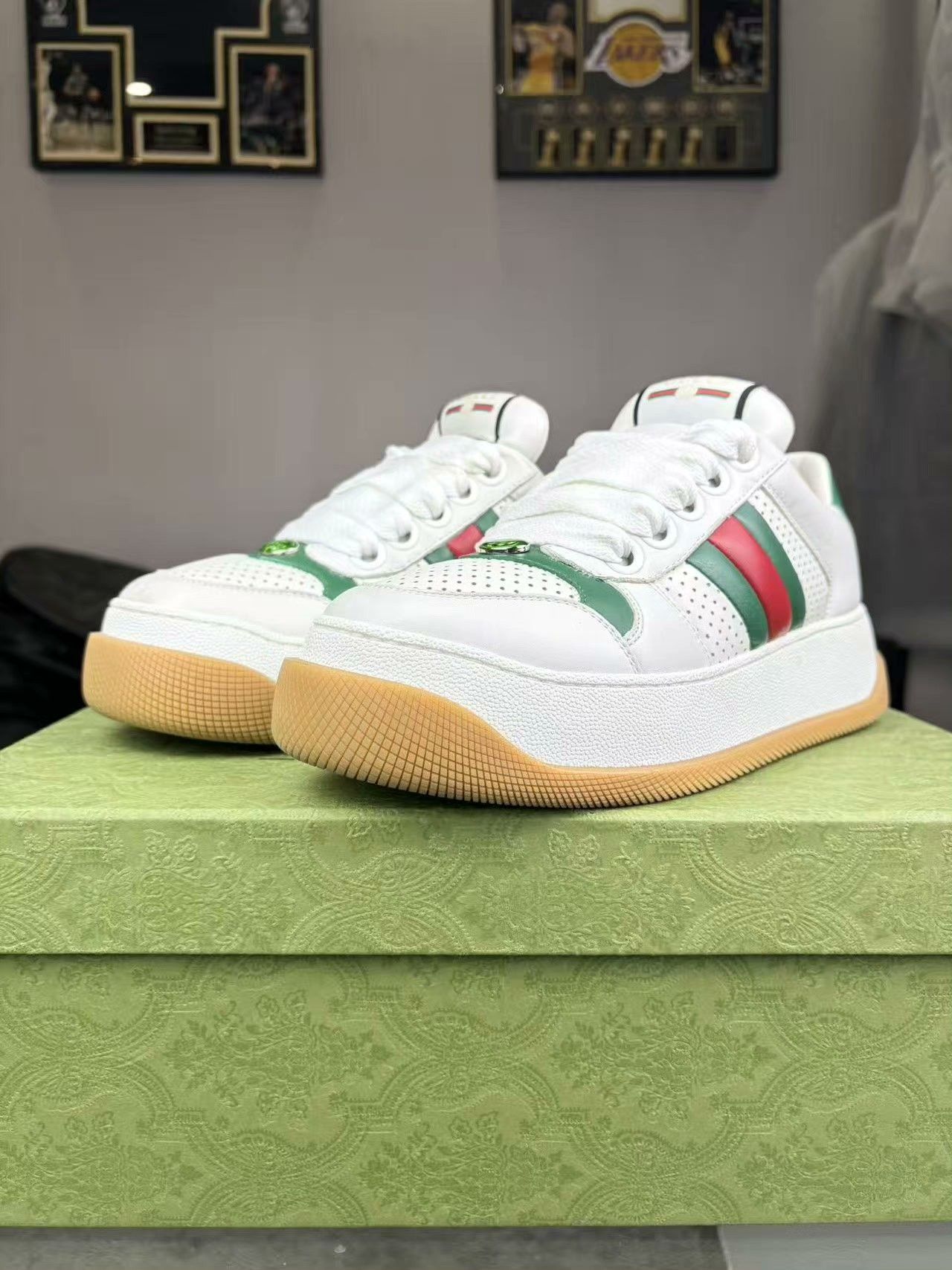 Gucci Gucci Limited Red Lowtop Sneakers 38 Women Size US 7.5 / IT 37.5 - 1 Thumbnail