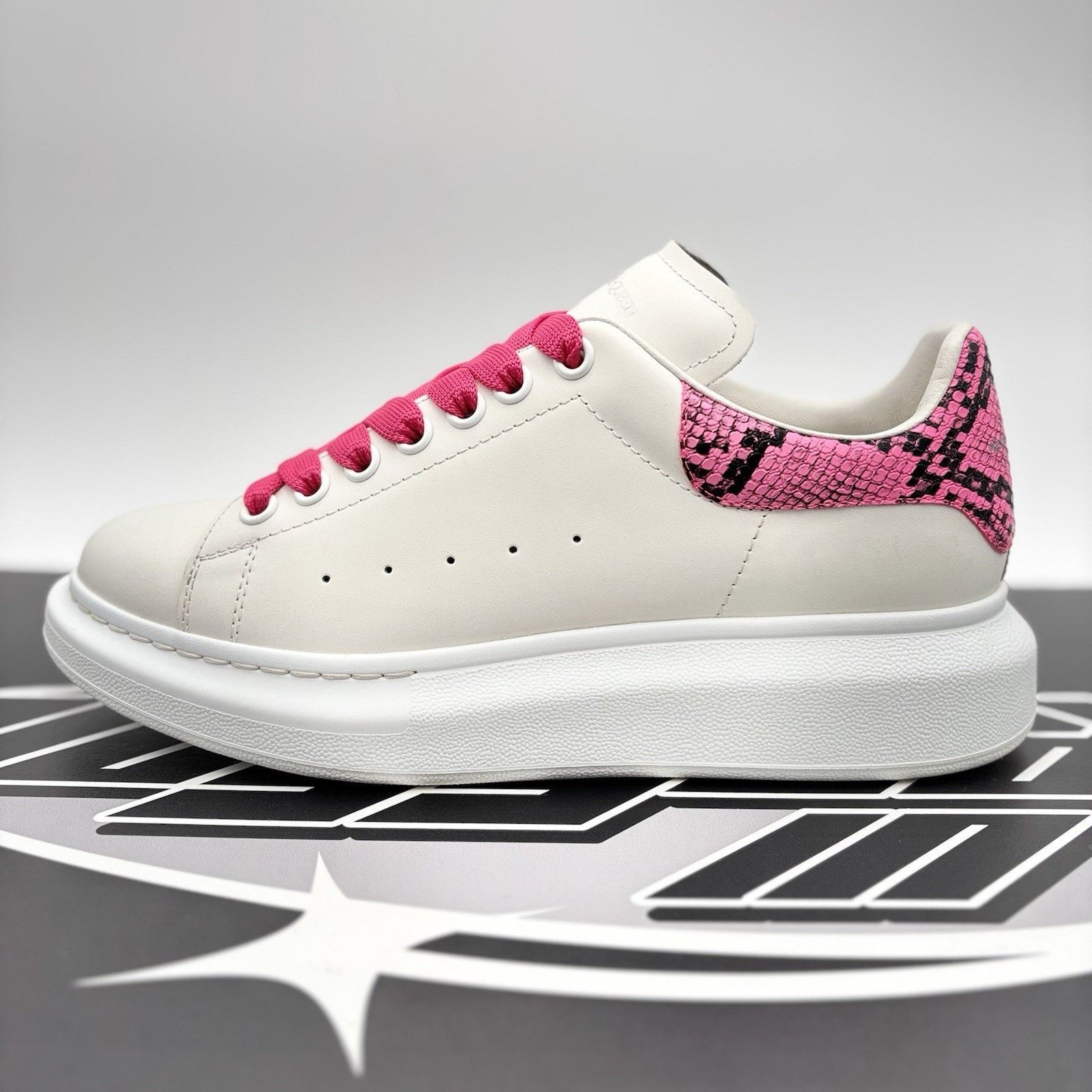 Alexander McQueen Alexander McQueen ' White, Pink Snake Print ' | GREAT COND! Size US 8 / EU 41 - 11 Thumbnail