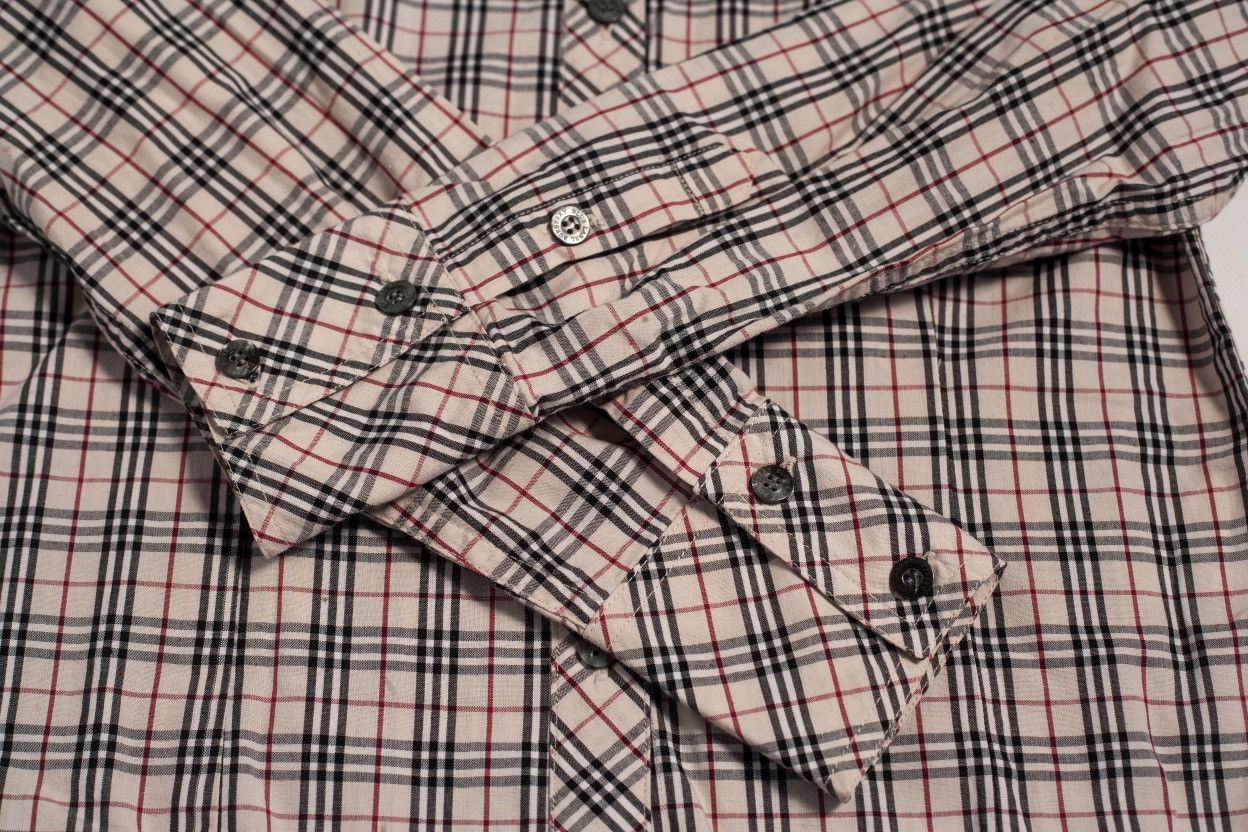 Burberry Burberry Blue Label Vintage Nova Check Buttons Shirt Size XS / US 0-2 / IT 36-38 - 5 Thumbnail