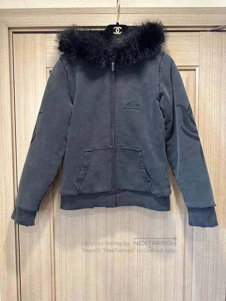 Balenciaga Balenciaga FW24 Embroidered Dragon Hooded Slim Fit Sweatshi Size US M / EU 48-50 / 2 - 1 Thumbnail