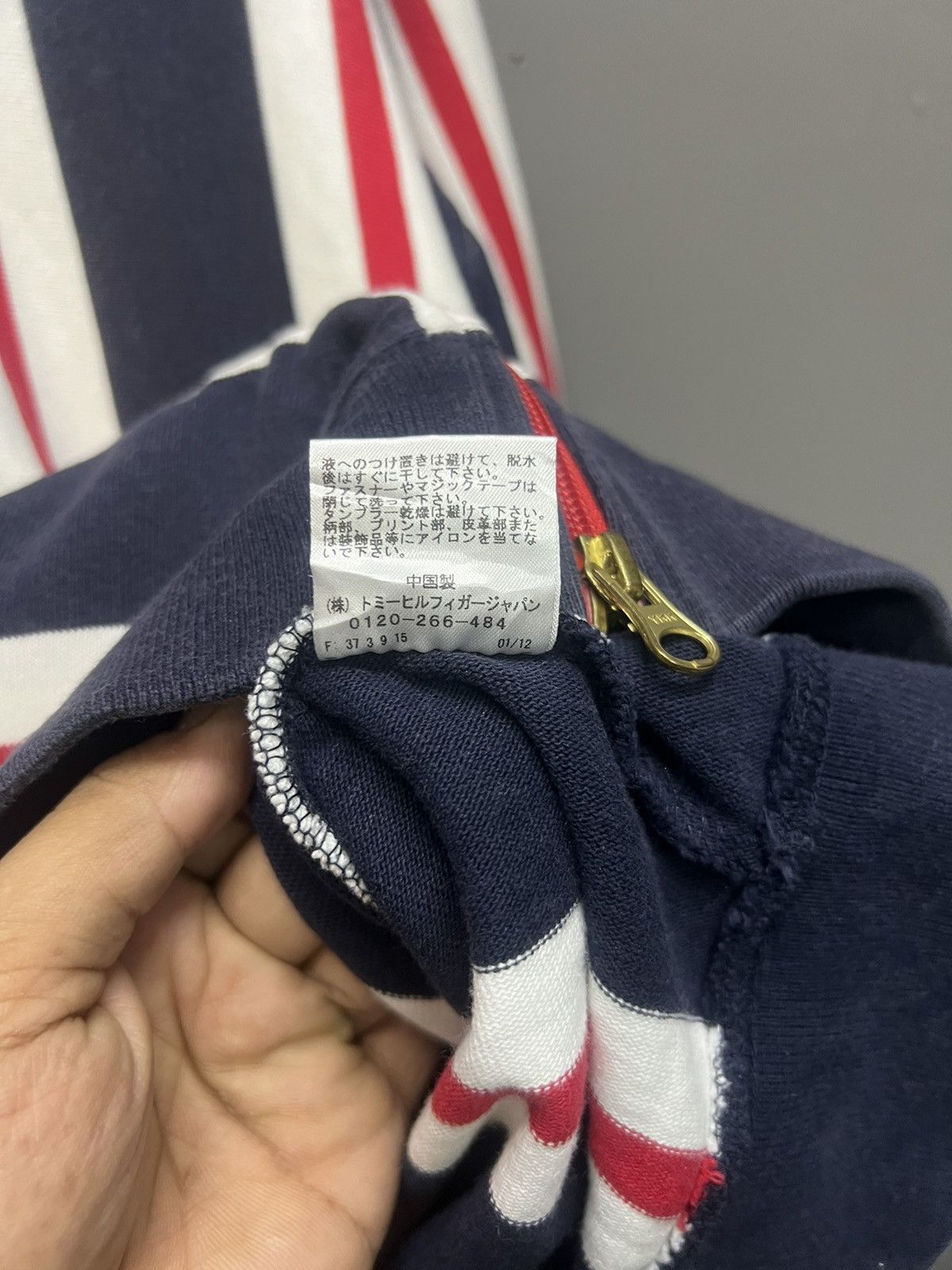 Tommy Hilfiger Tommy Hilfiger Stripe Hoodies Size US L / EU 52-54 / 3 - 6 Thumbnail