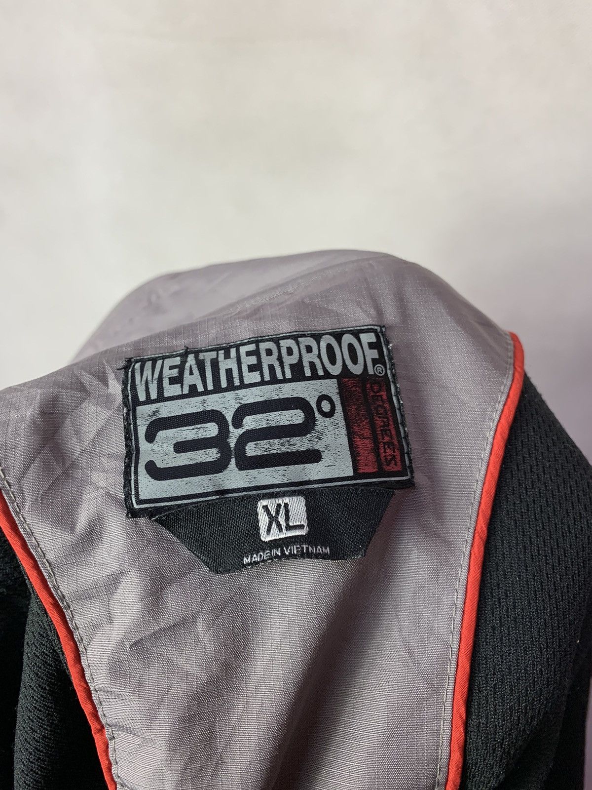 Japanese Brand 🔥W1132 Weatherproof Cyclone Hoodie Zipper Jacket Size US XL / EU 56 / 4 - 11 Thumbnail