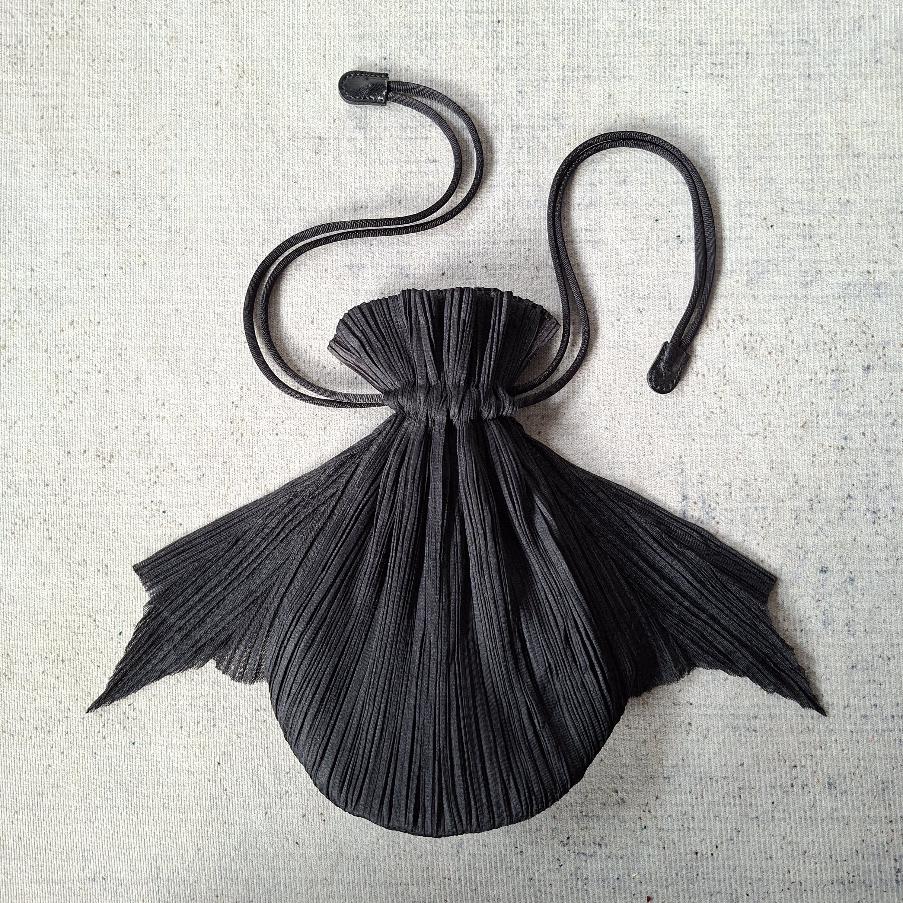Issey Miyake 🦇Pleats please issey miyake avant garde harajuku style bag Size ONE SIZE - 3 Thumbnail