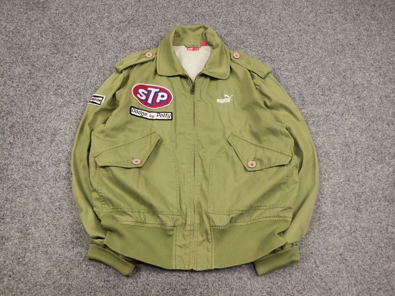 Puma Rare Vintage Richard Petty Puma Dodge STP Logo Green Jacket Size US M / EU 48-50 / 2 - 3 Thumbnail