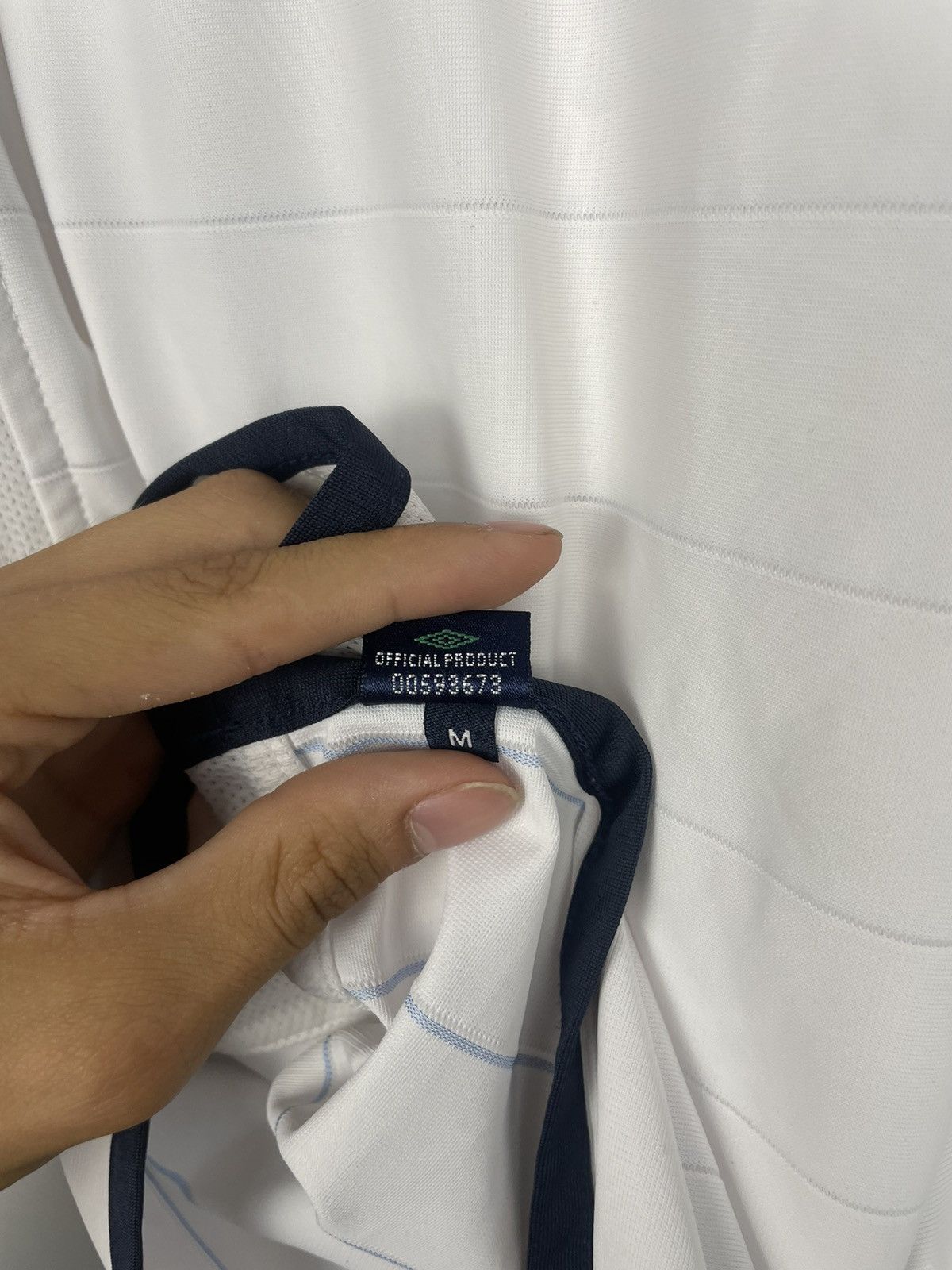 Umbro × Vintage Umbro England 2004 reversible football jersey Size US M / EU 48-50 / 2 - 12 Thumbnail